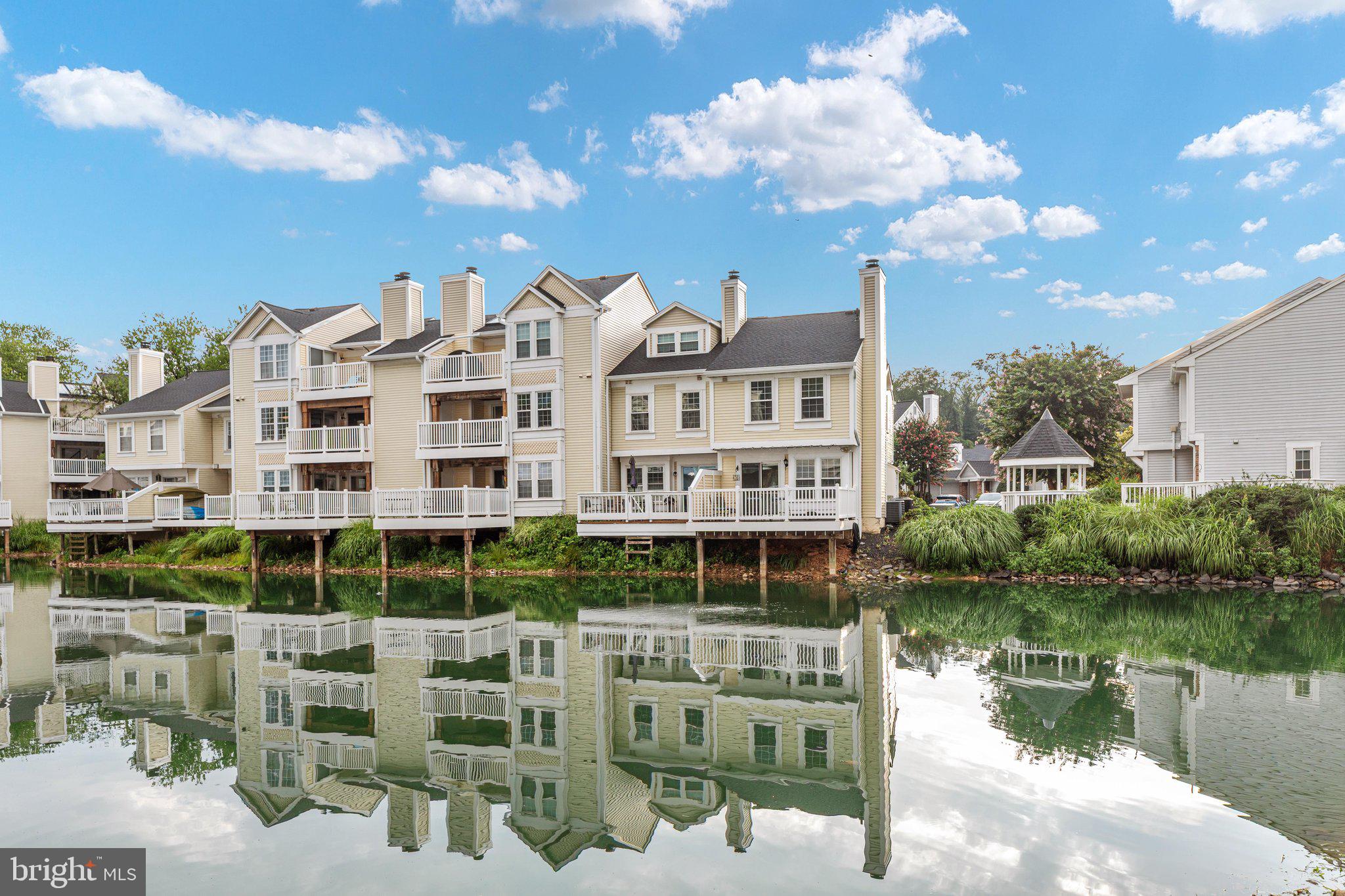 WATERS EDGE - Residential