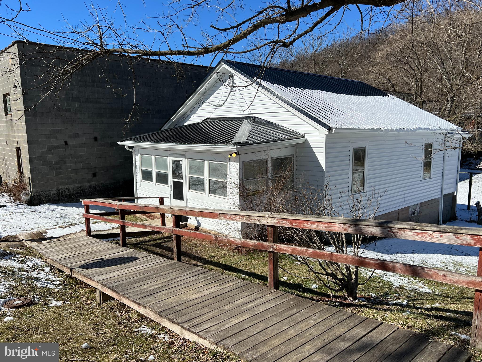 TOWN OF BATH - Residential Lease