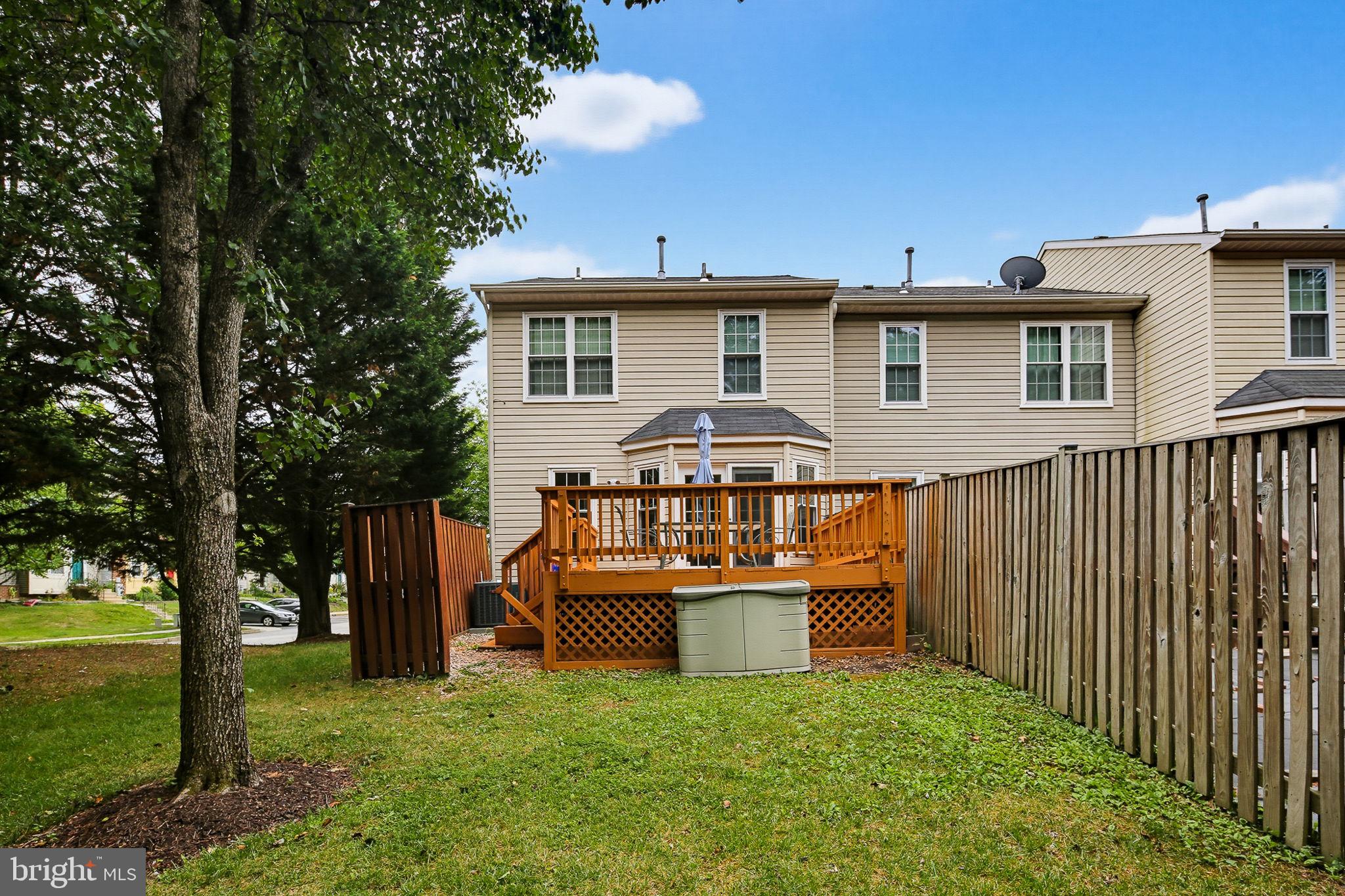 VILLAGE OF LONG REACH - Residential