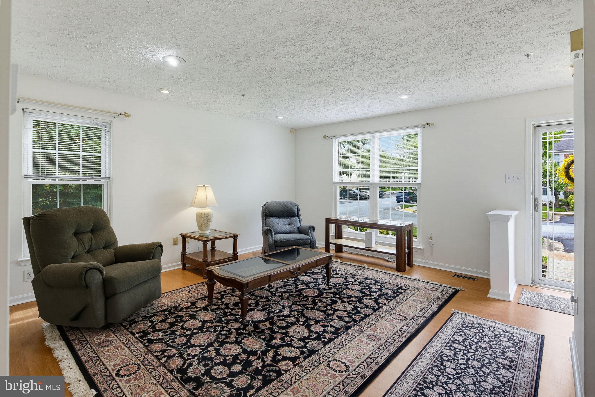 VILLAGE OF LONG REACH - Residential