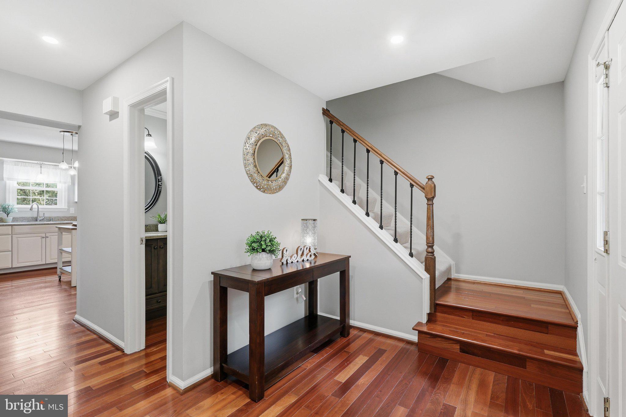 BURKE CENTRE - Residential