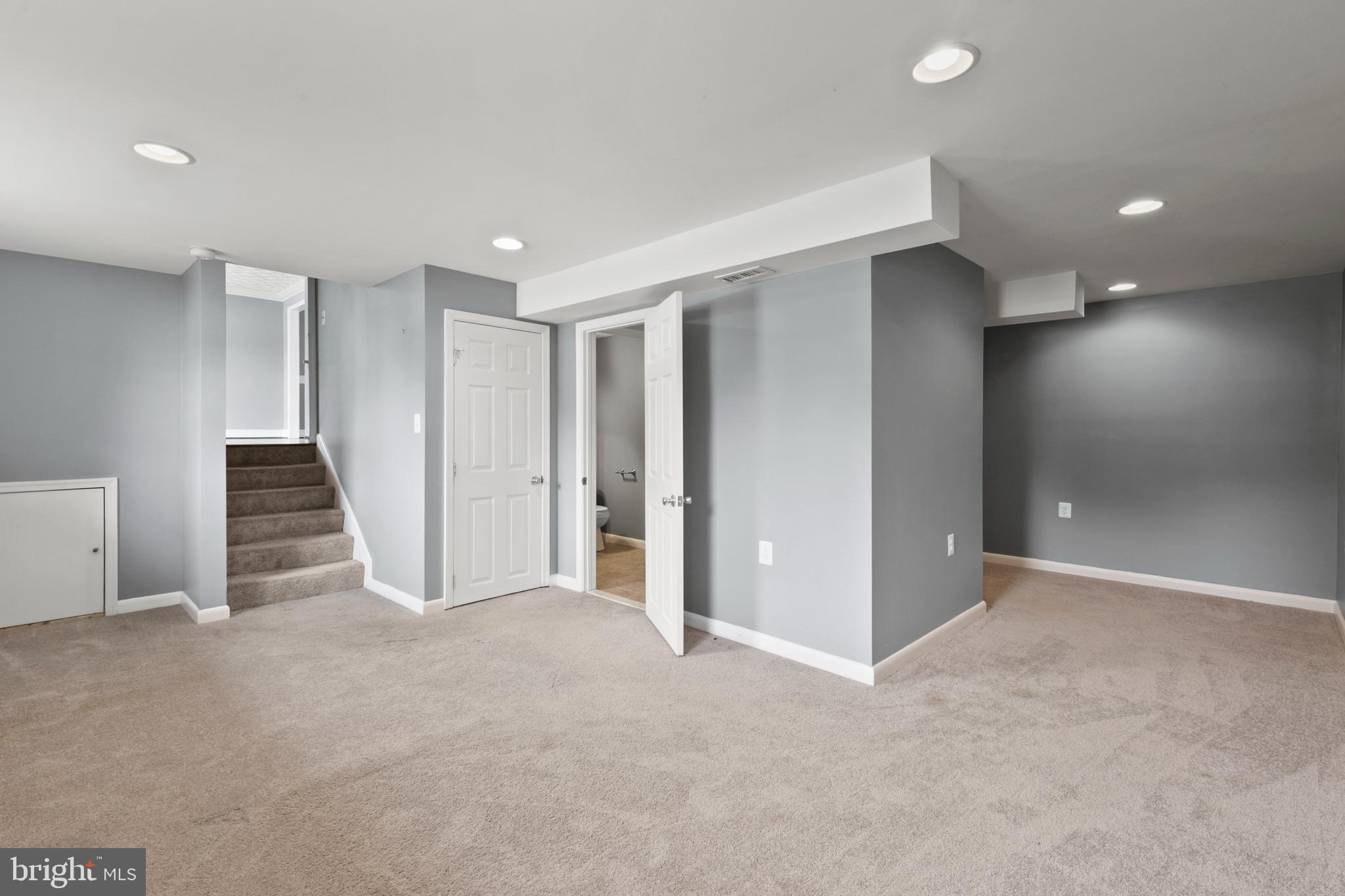 PARLIAMENT RIDGE - Residential