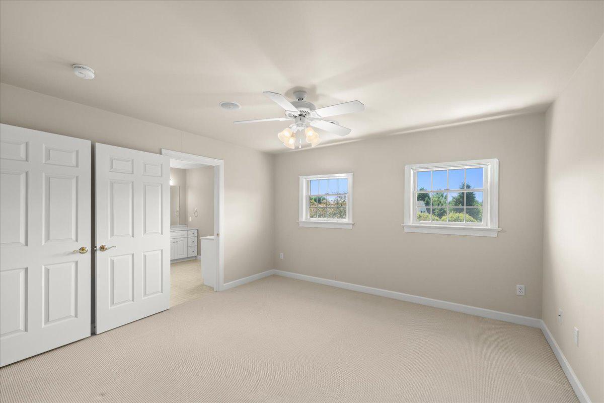COUNTRY CLUB VIEW - Residential