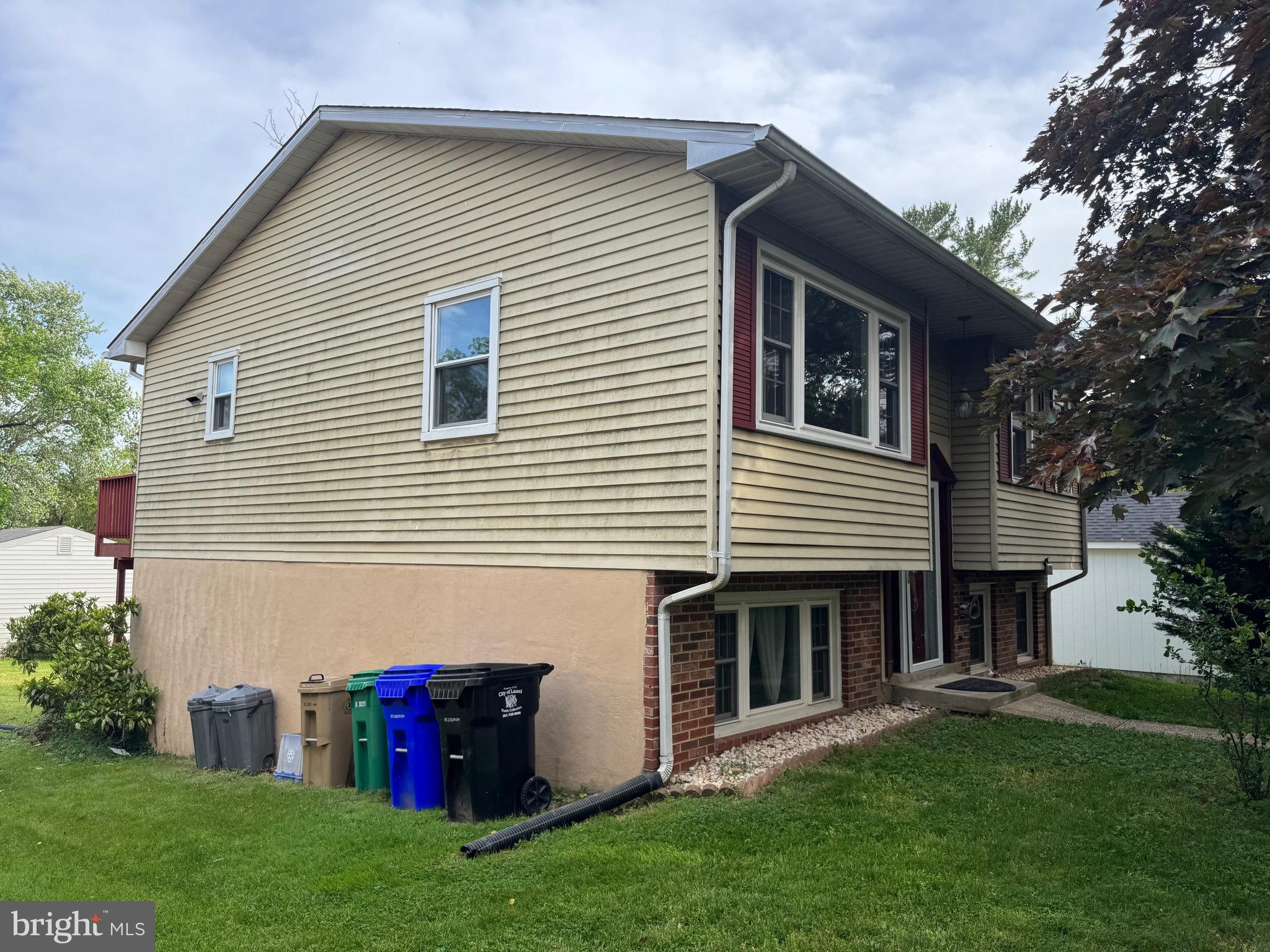 LAUREL - Residential