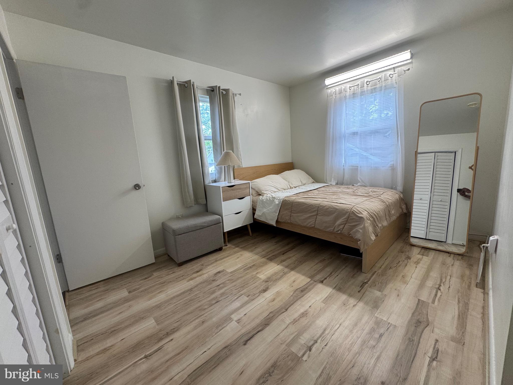 LAUREL - Residential