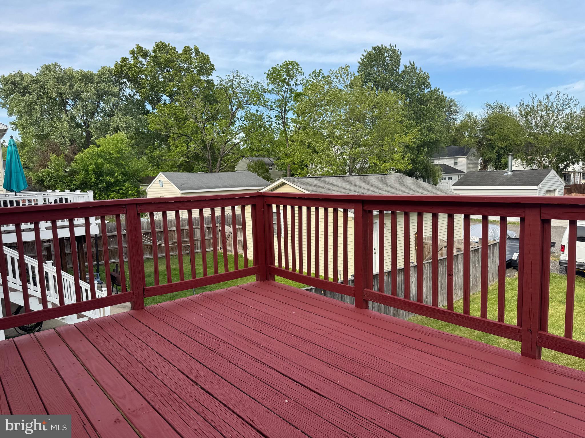 LAUREL - Residential