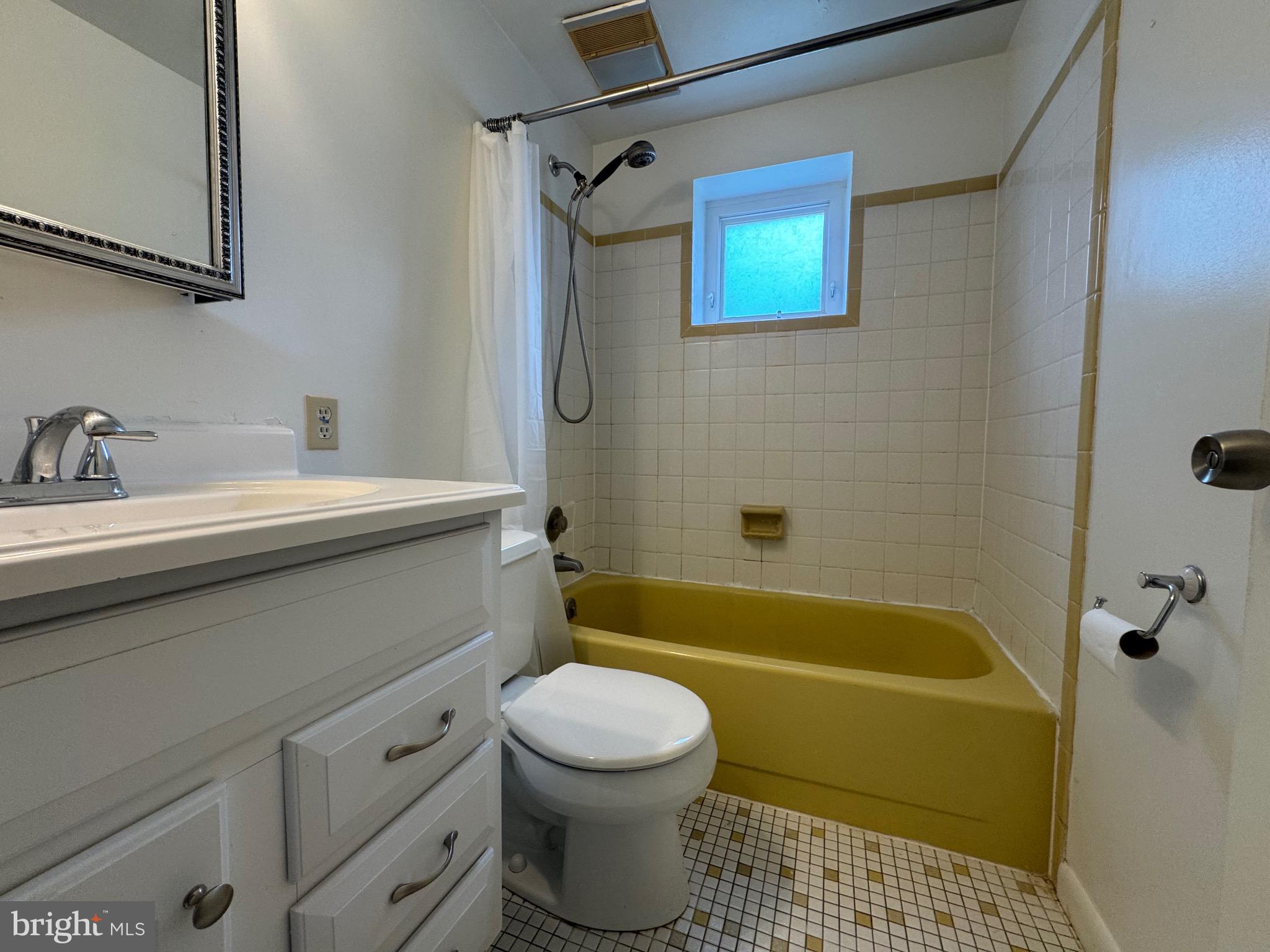LAUREL - Residential