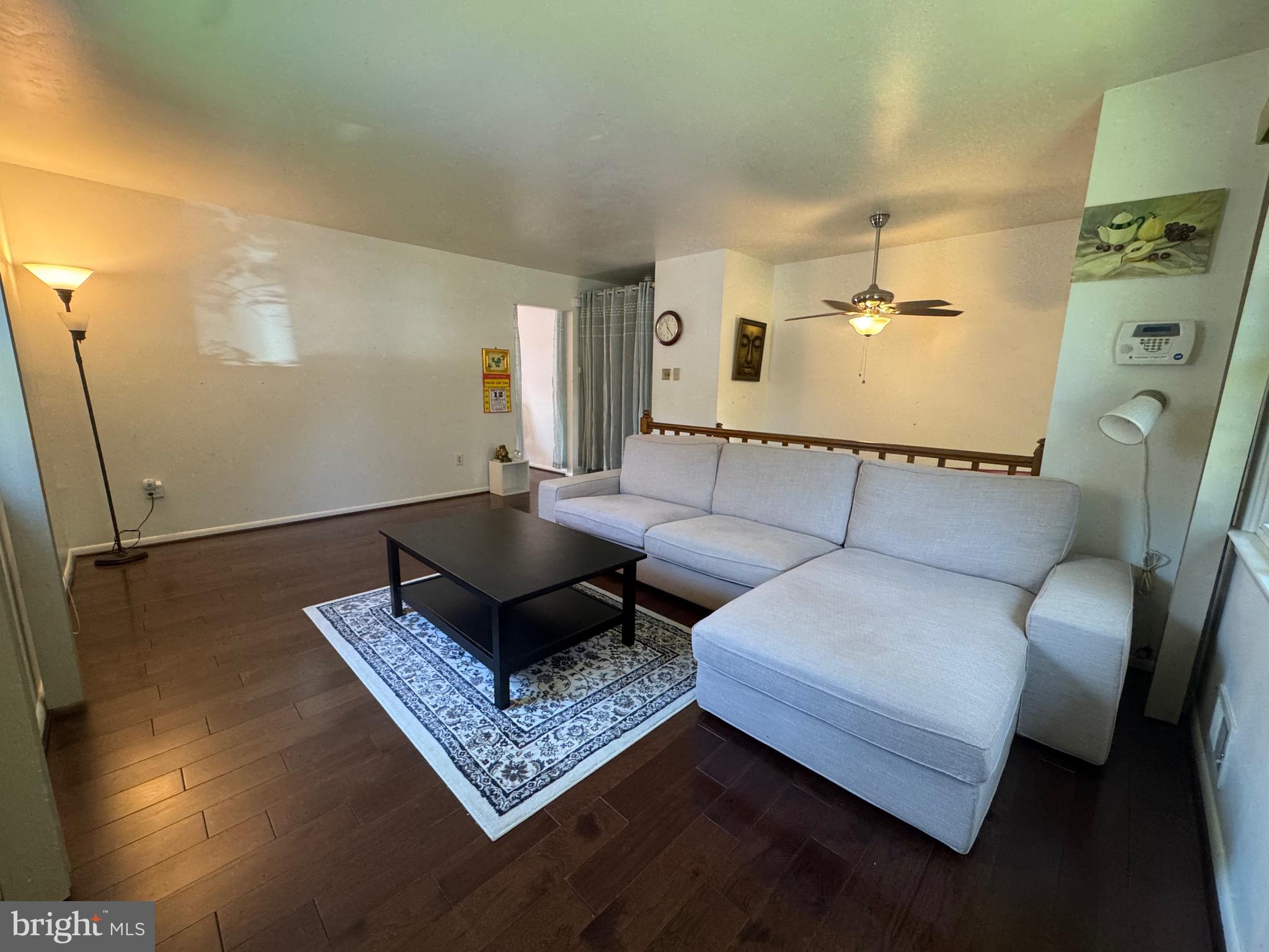 LAUREL - Residential