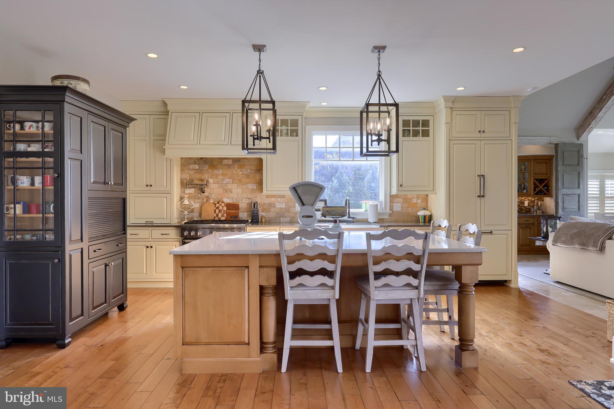 FARM ON QUARRY ROAD - Residential