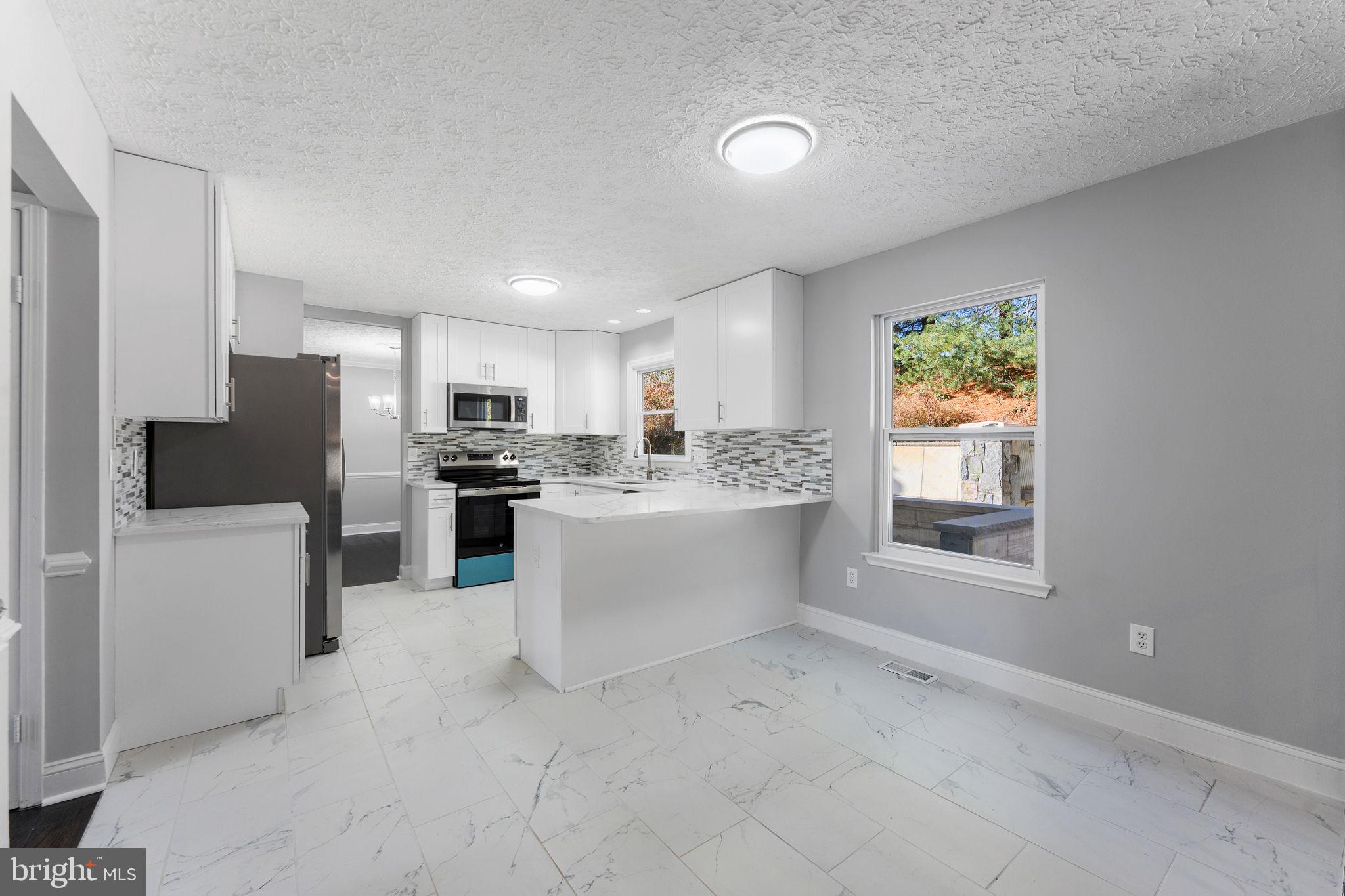 TANGLEWOOD - Residential