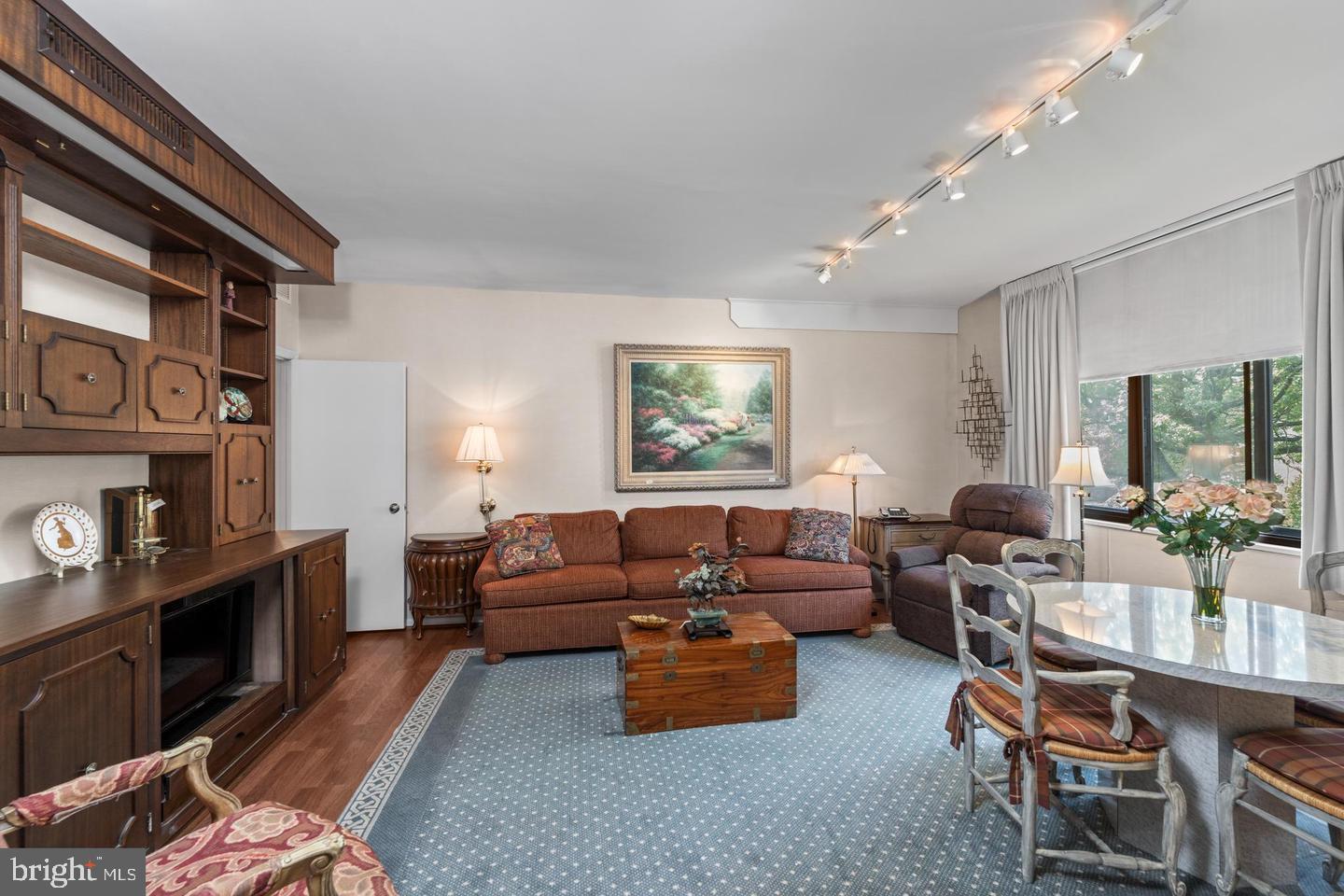 ONE SLADE - Residential