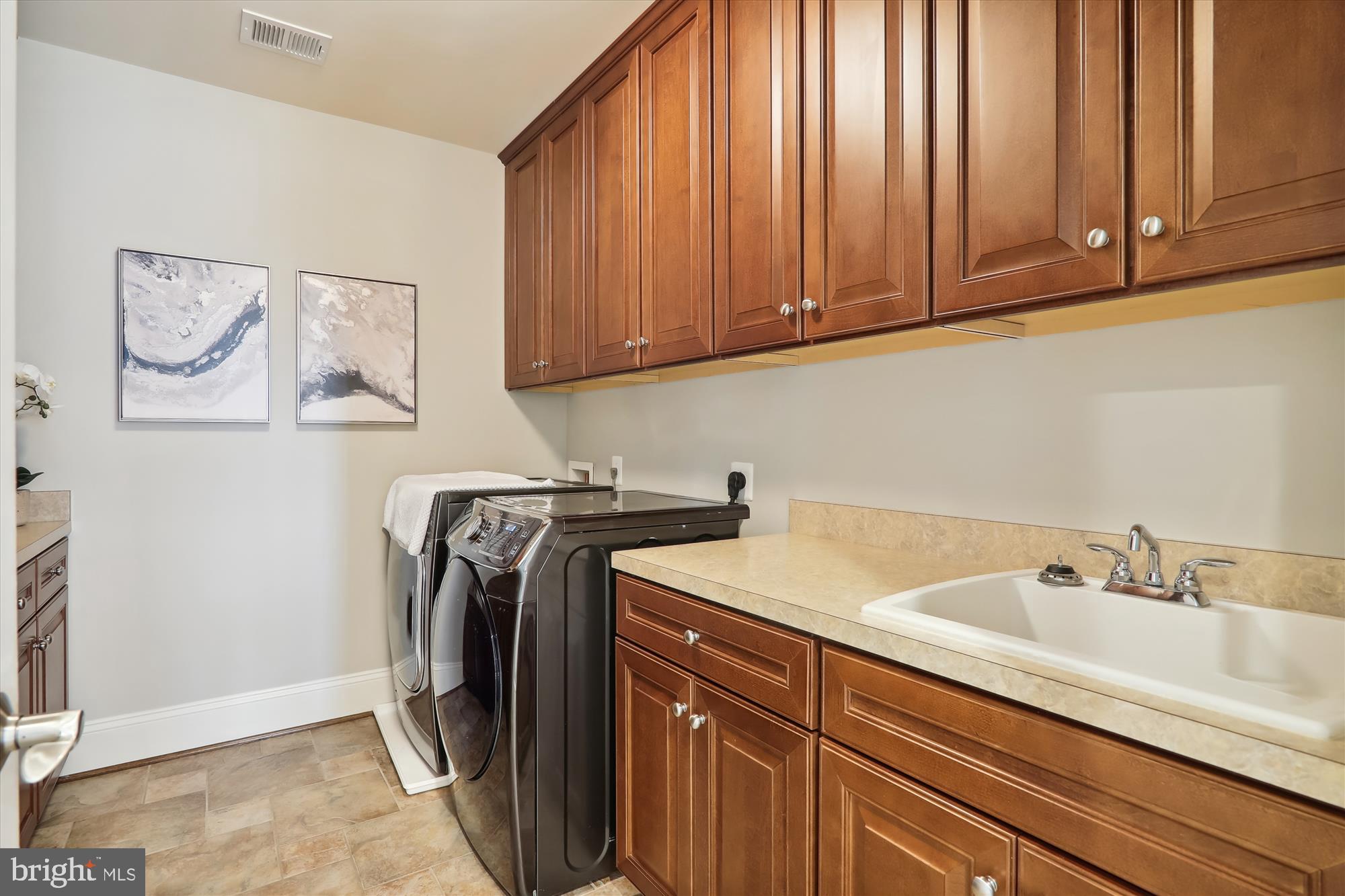 OAK GROVE - Residential