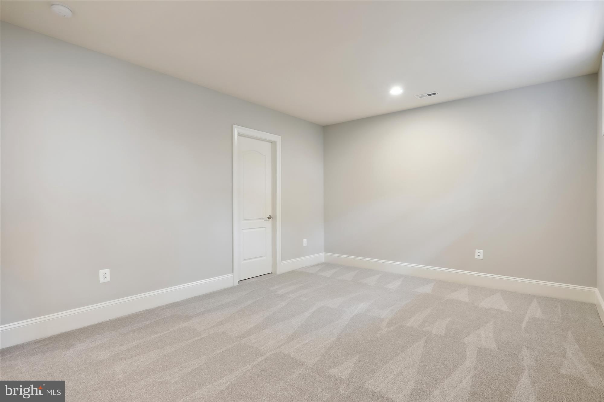 OAK GROVE - Residential