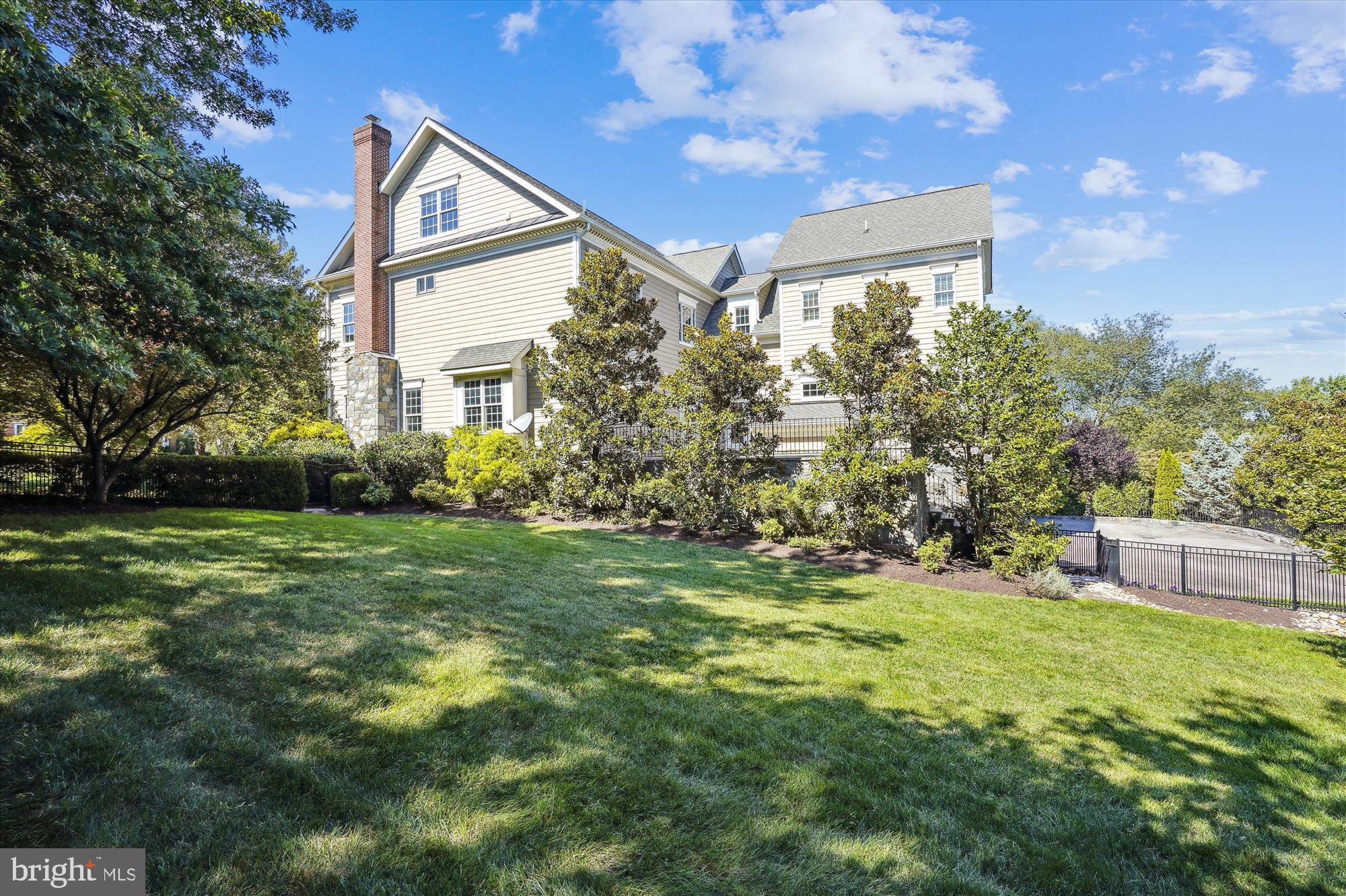 OAK GROVE - Residential