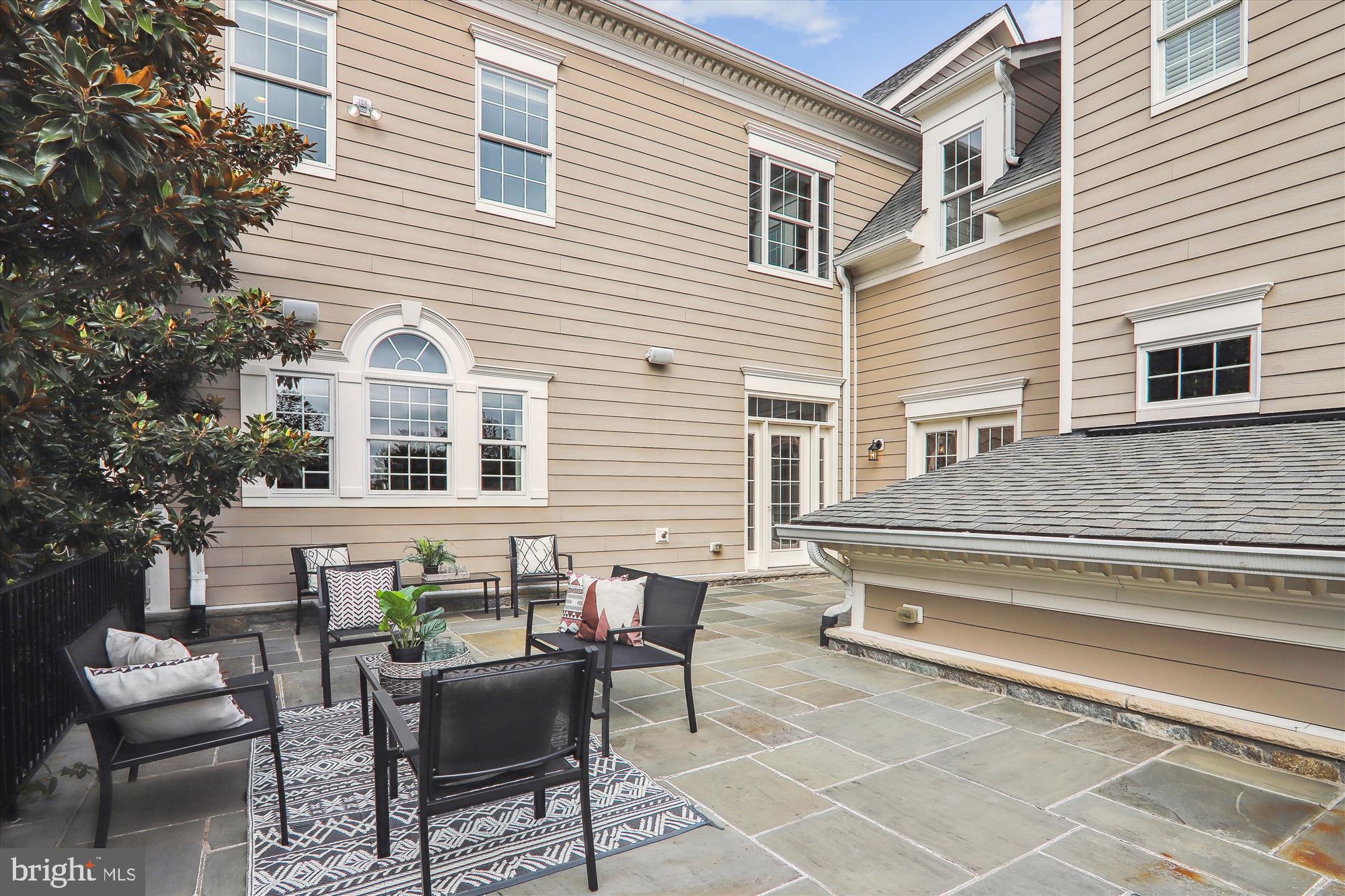 OAK GROVE - Residential