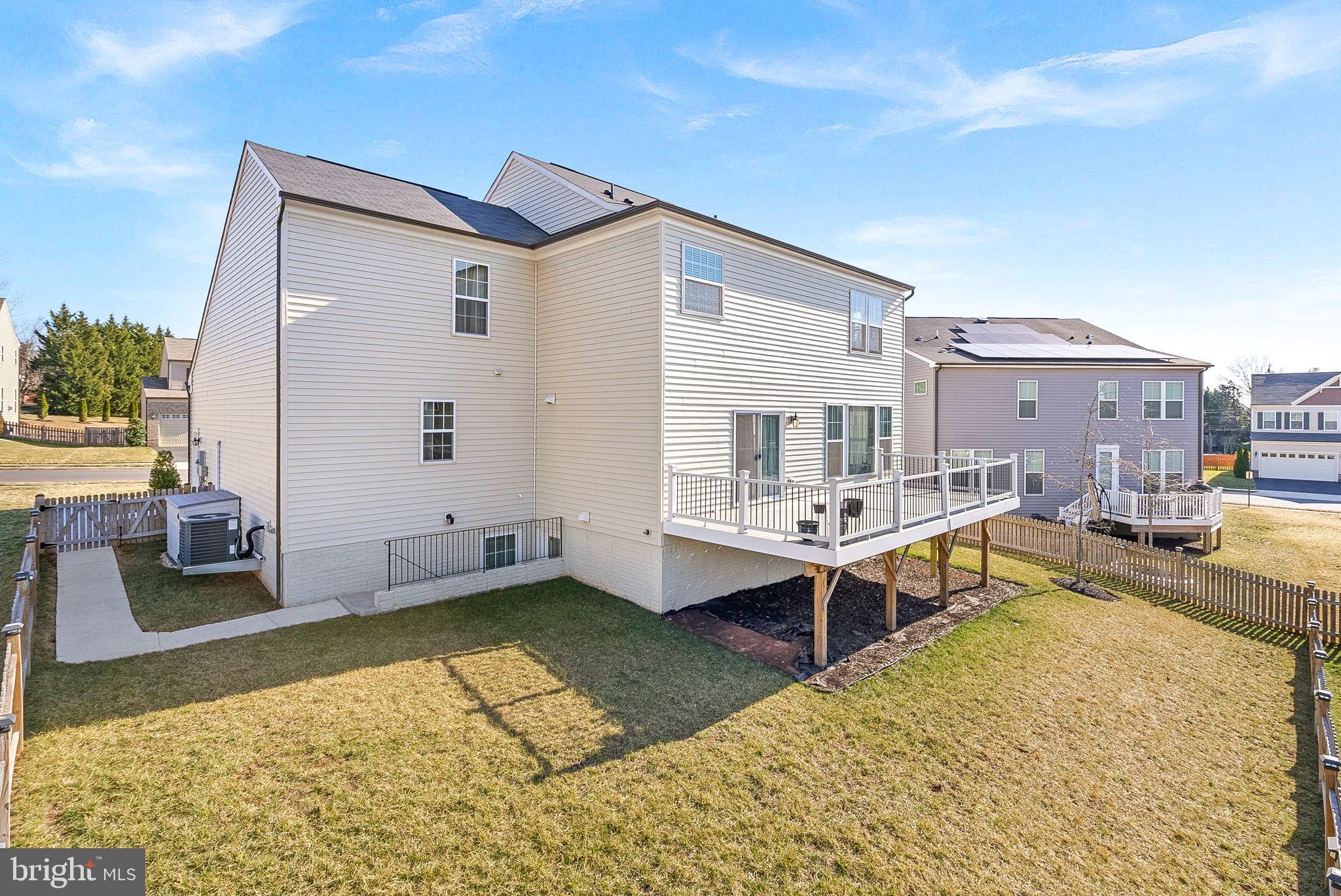 CAYDEN RIDGE - Residential