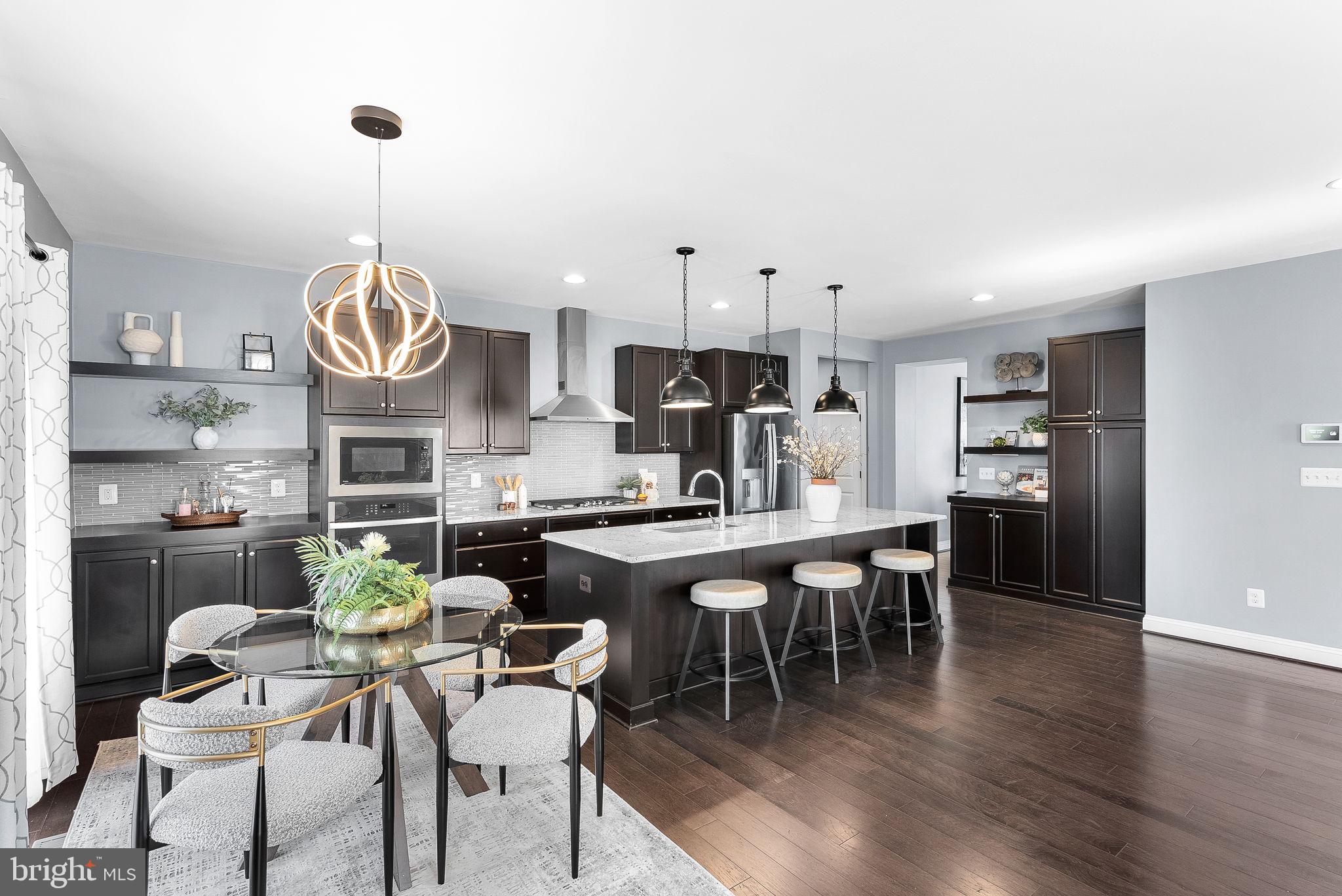 CAYDEN RIDGE - Residential