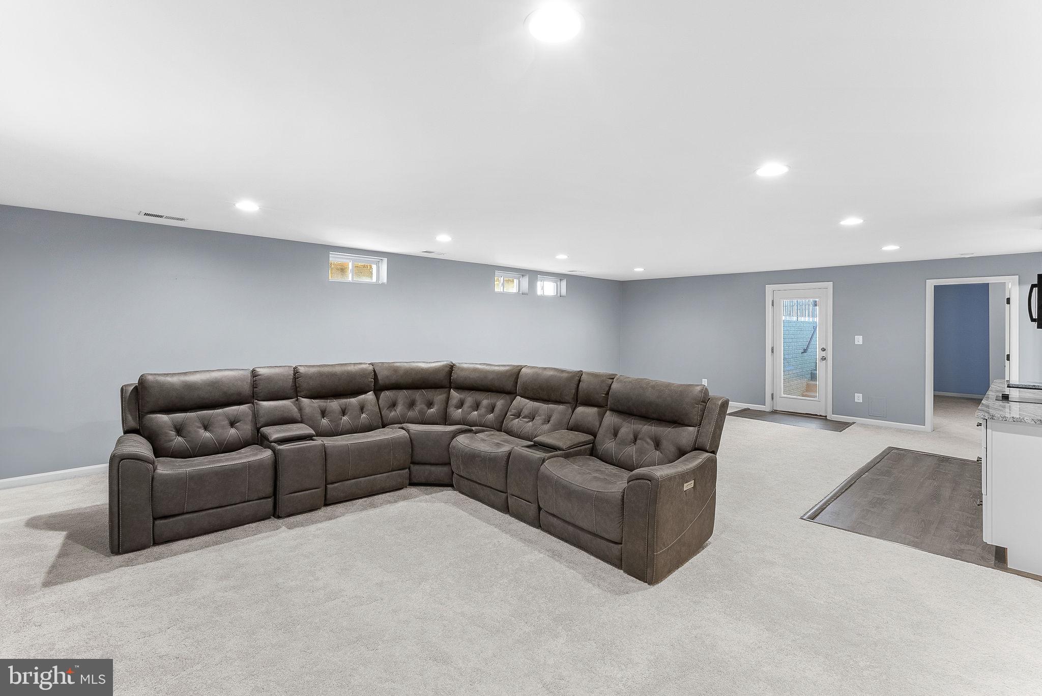 CAYDEN RIDGE - Residential