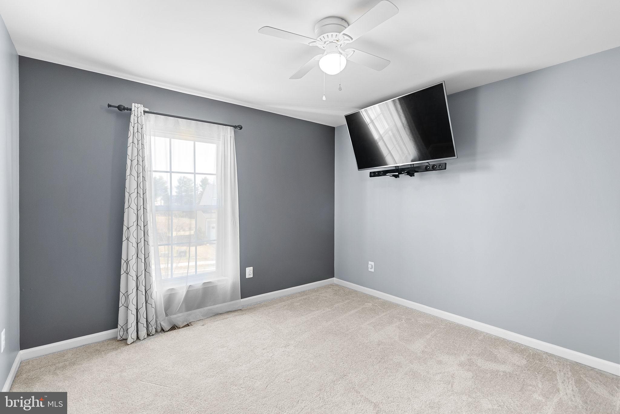 CAYDEN RIDGE - Residential
