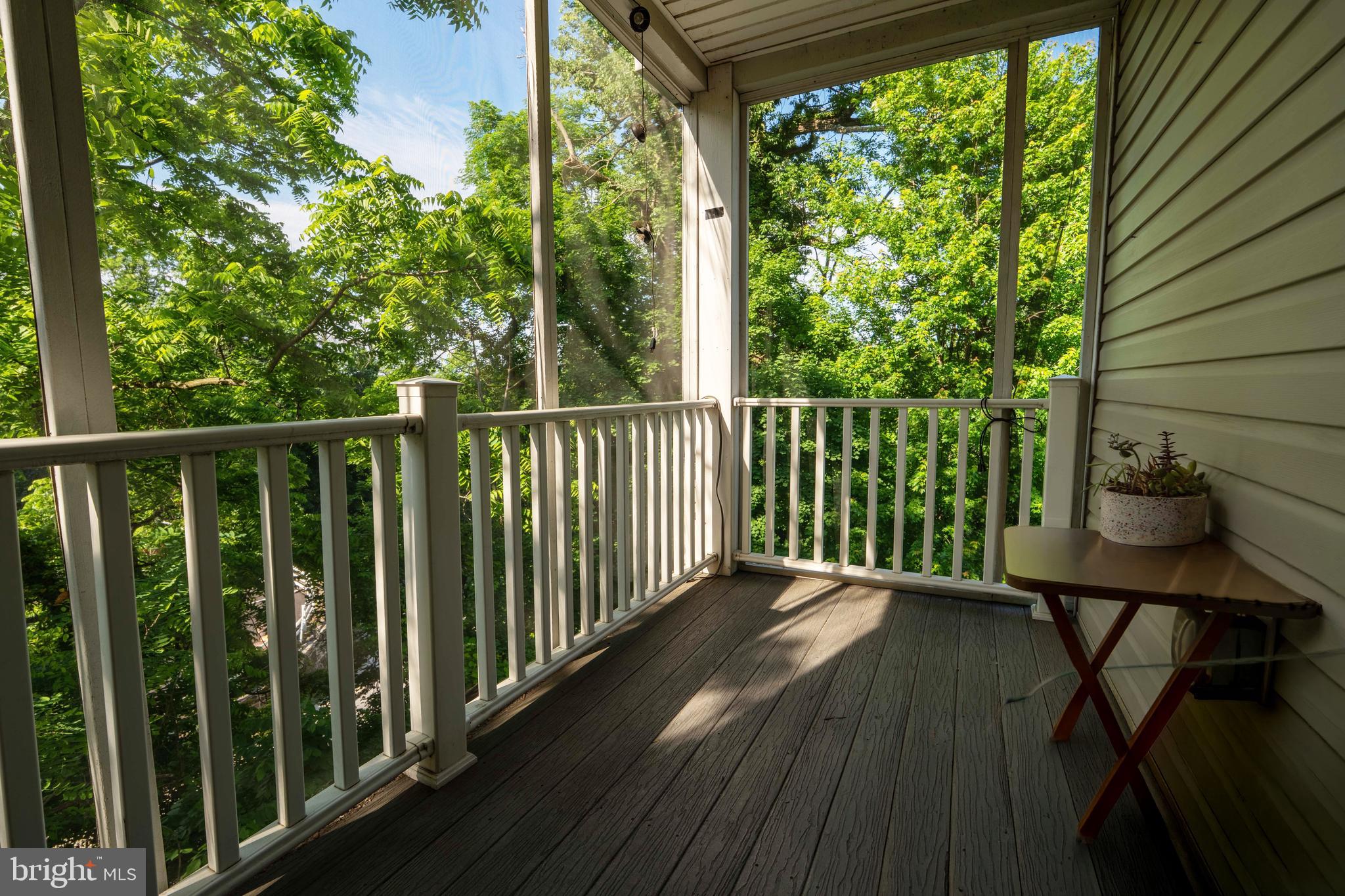 LANSDOWNE - Residential