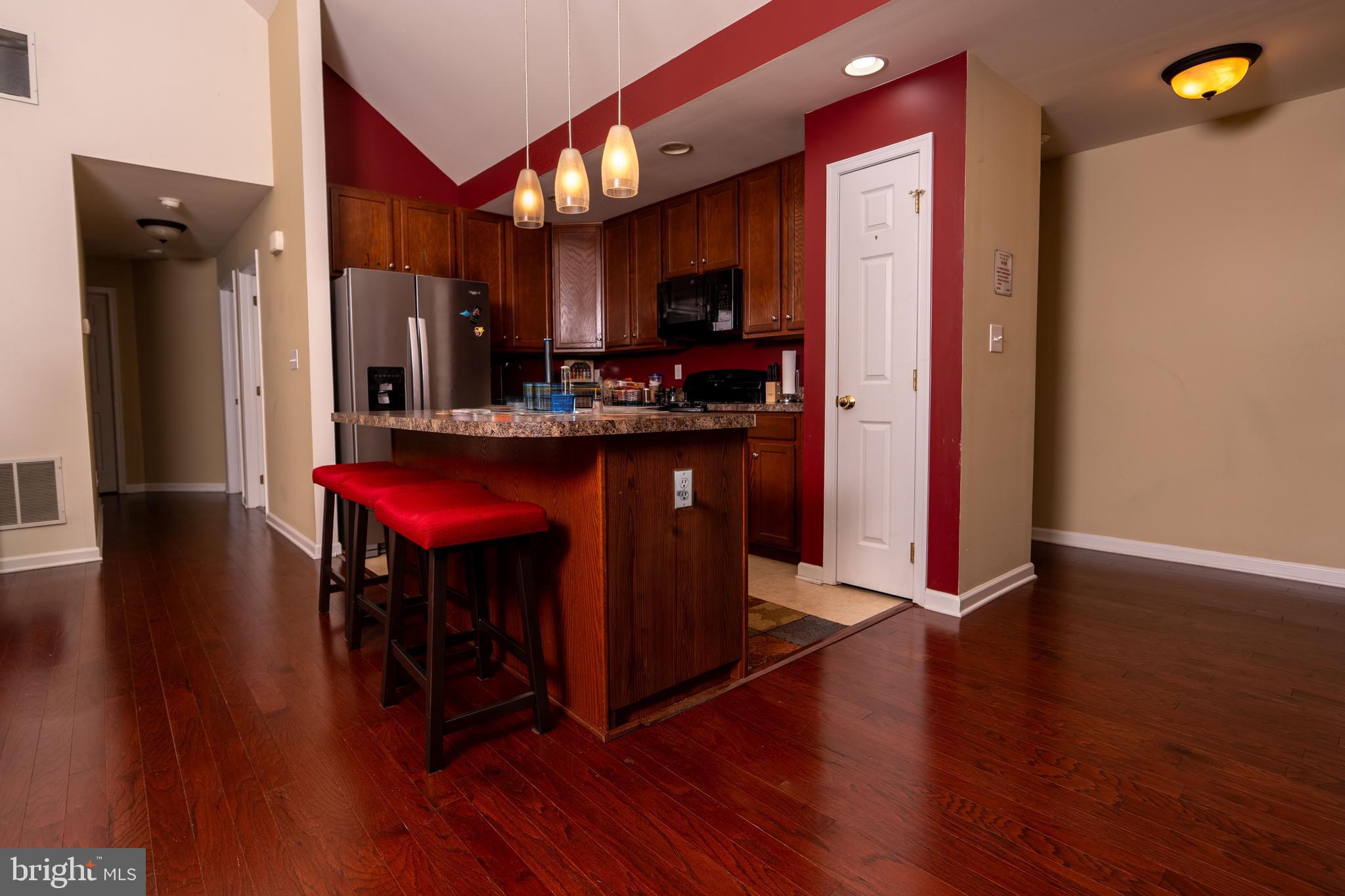 LANSDOWNE - Residential