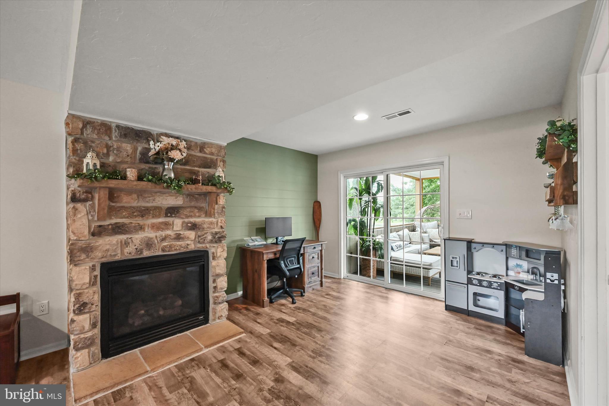 LAKE MEADE - Residential