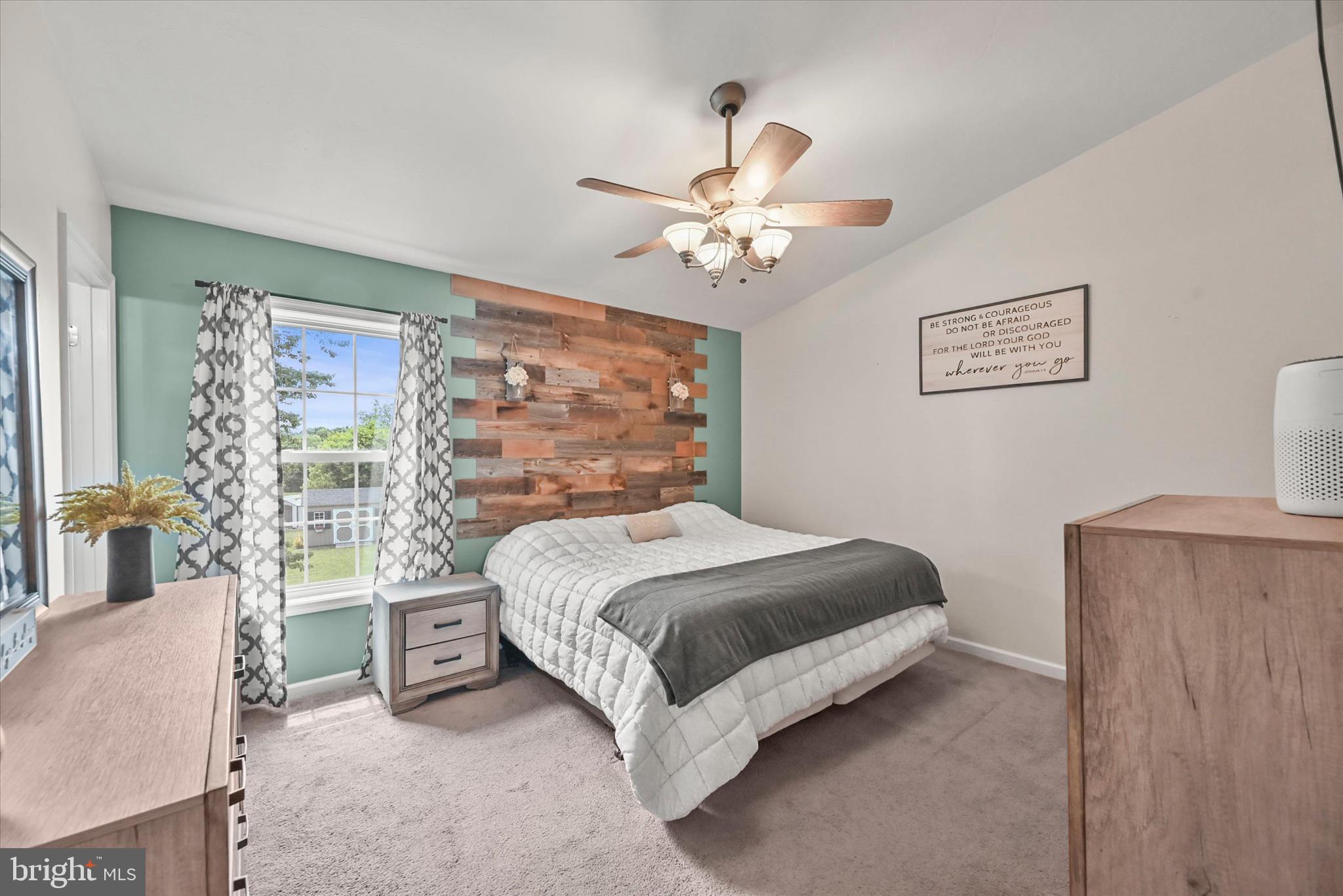 LAKE MEADE - Residential