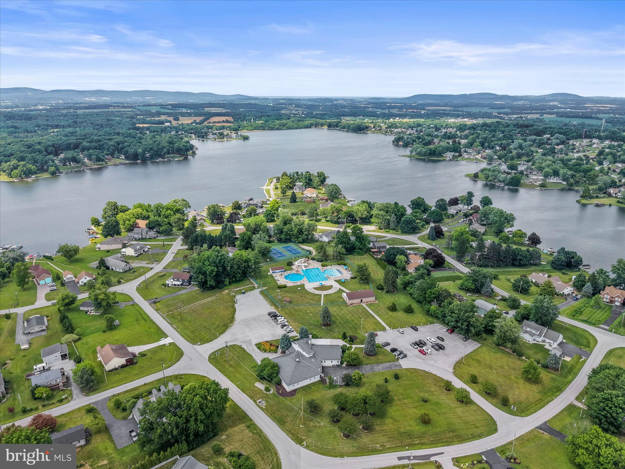 LAKE MEADE - Residential