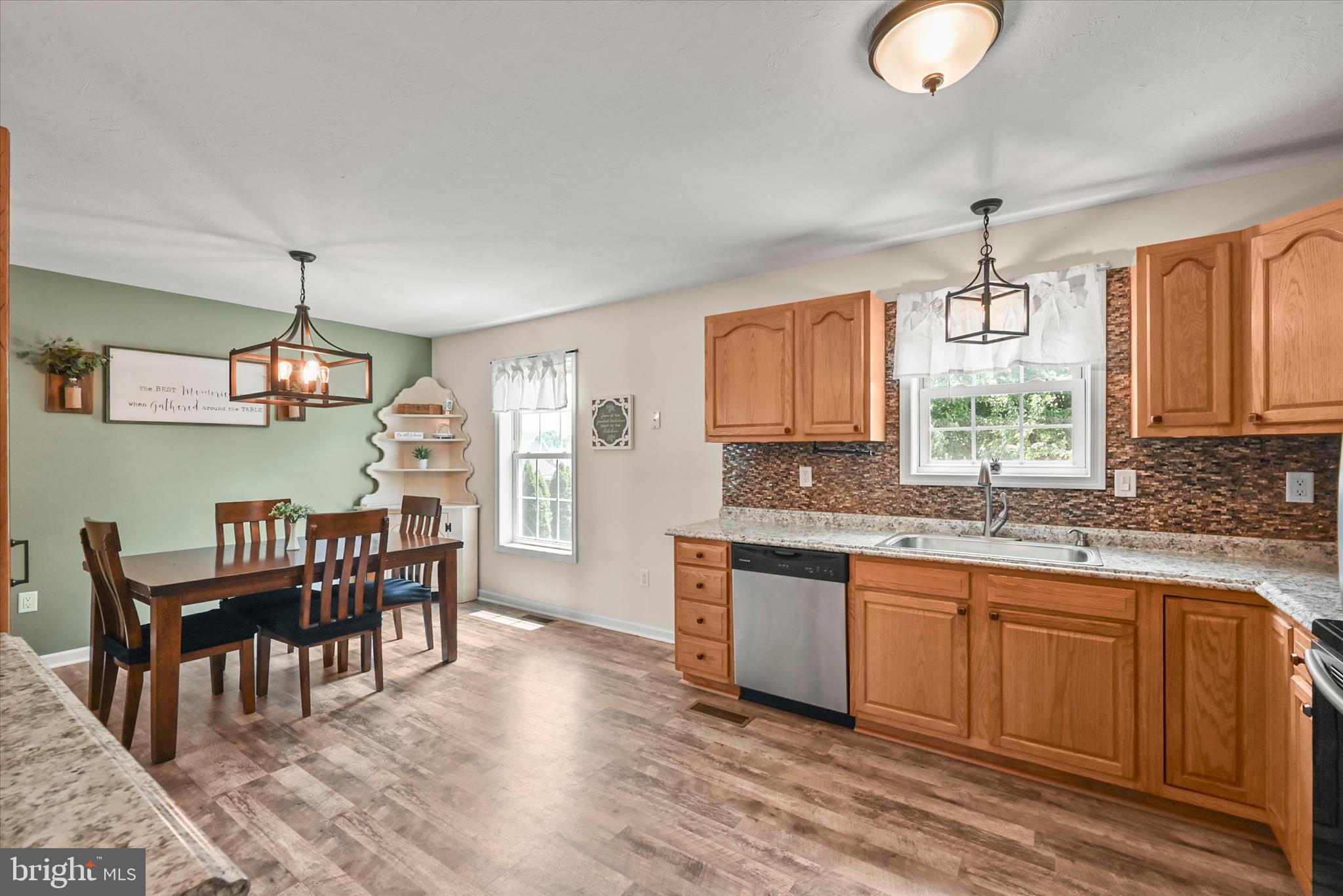 LAKE MEADE - Residential