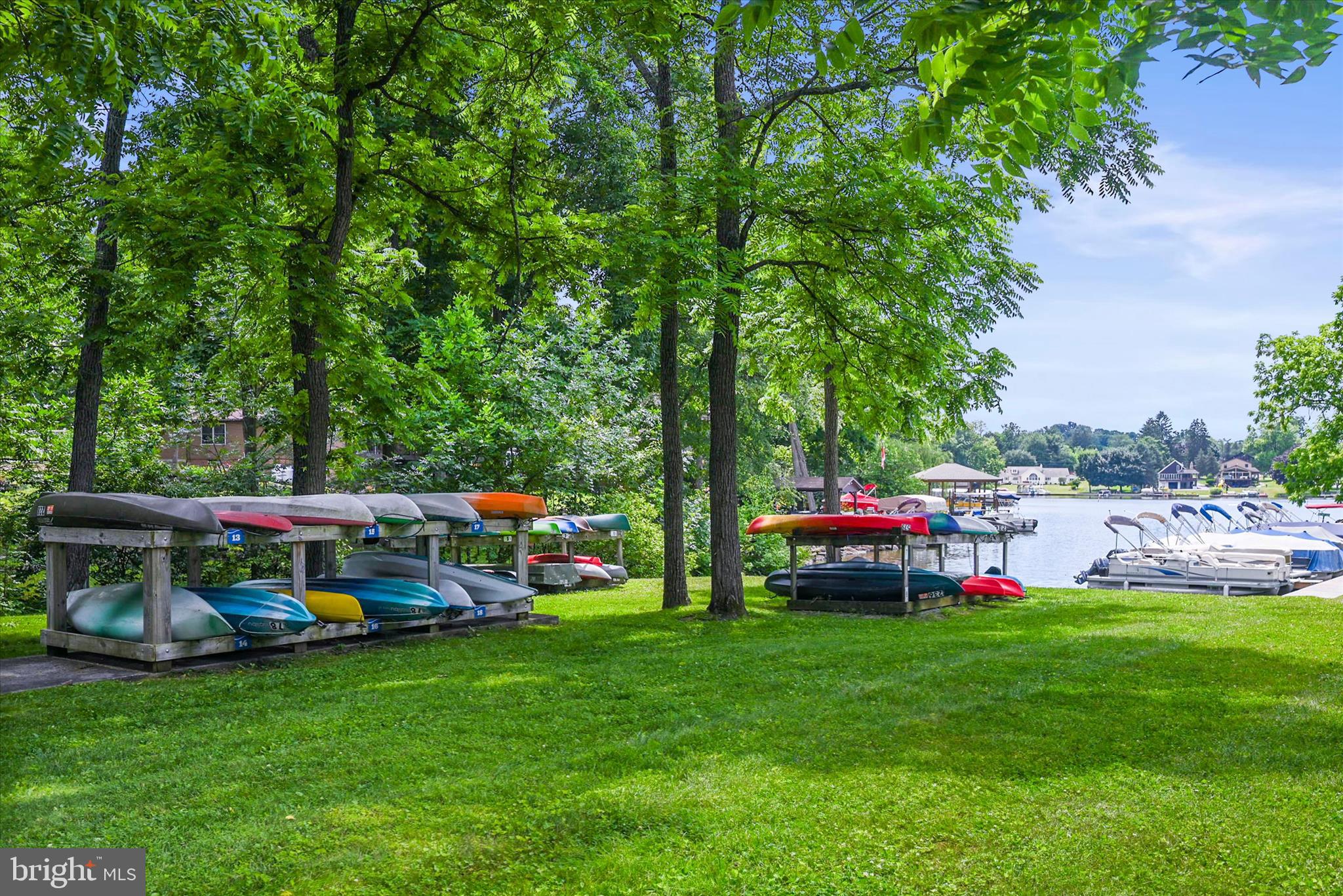 LAKE MEADE - Residential