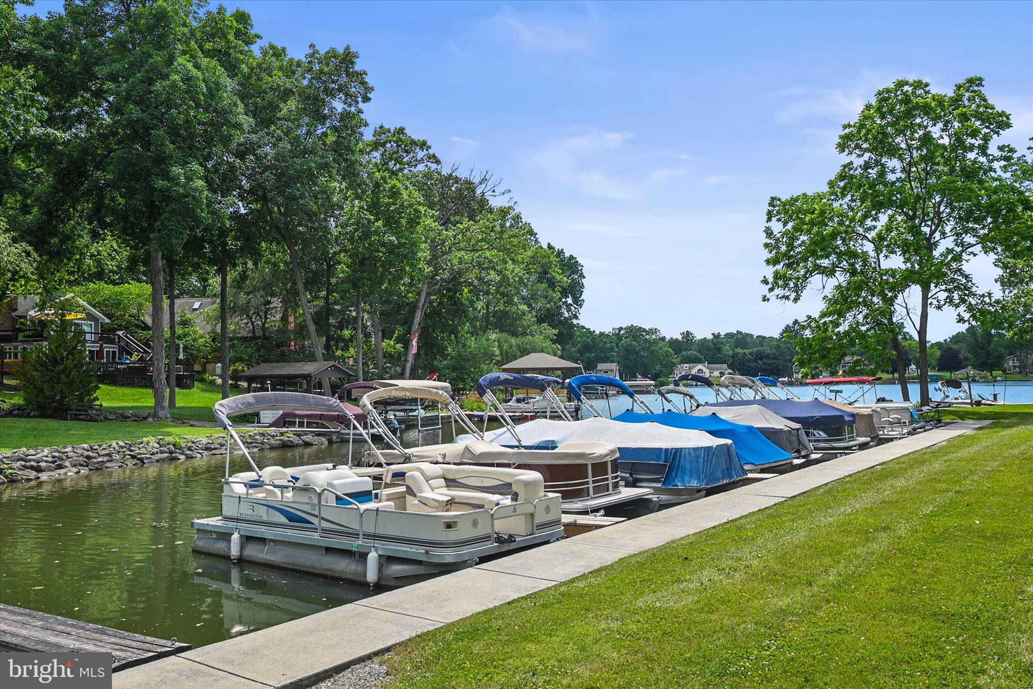 LAKE MEADE - Residential
