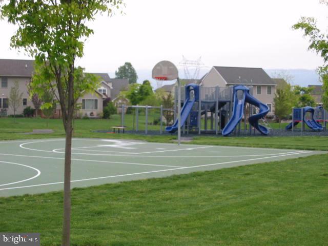 BRIDLE PATH - Residential