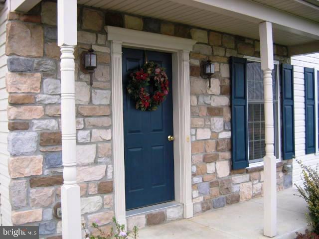 BRIDLE PATH - Residential