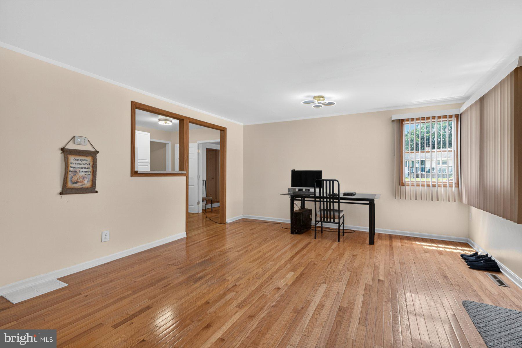 TOLLGATE - Residential