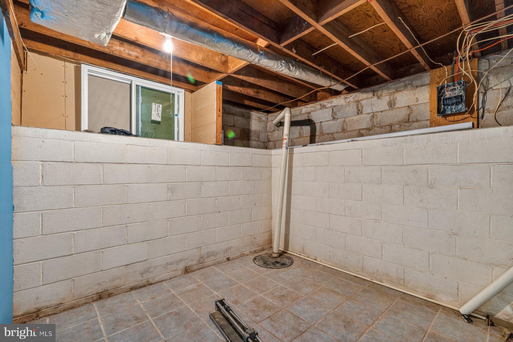 TOLLGATE - Residential
