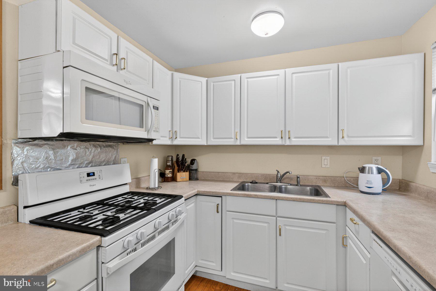 TOLLGATE - Residential