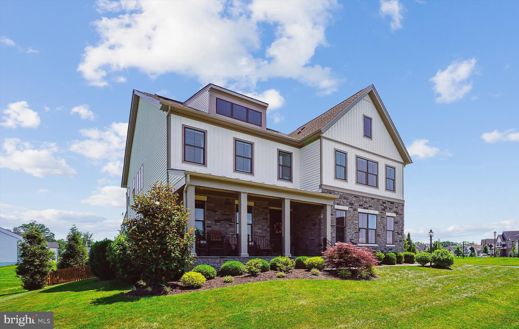 LENAH MILL - Residential