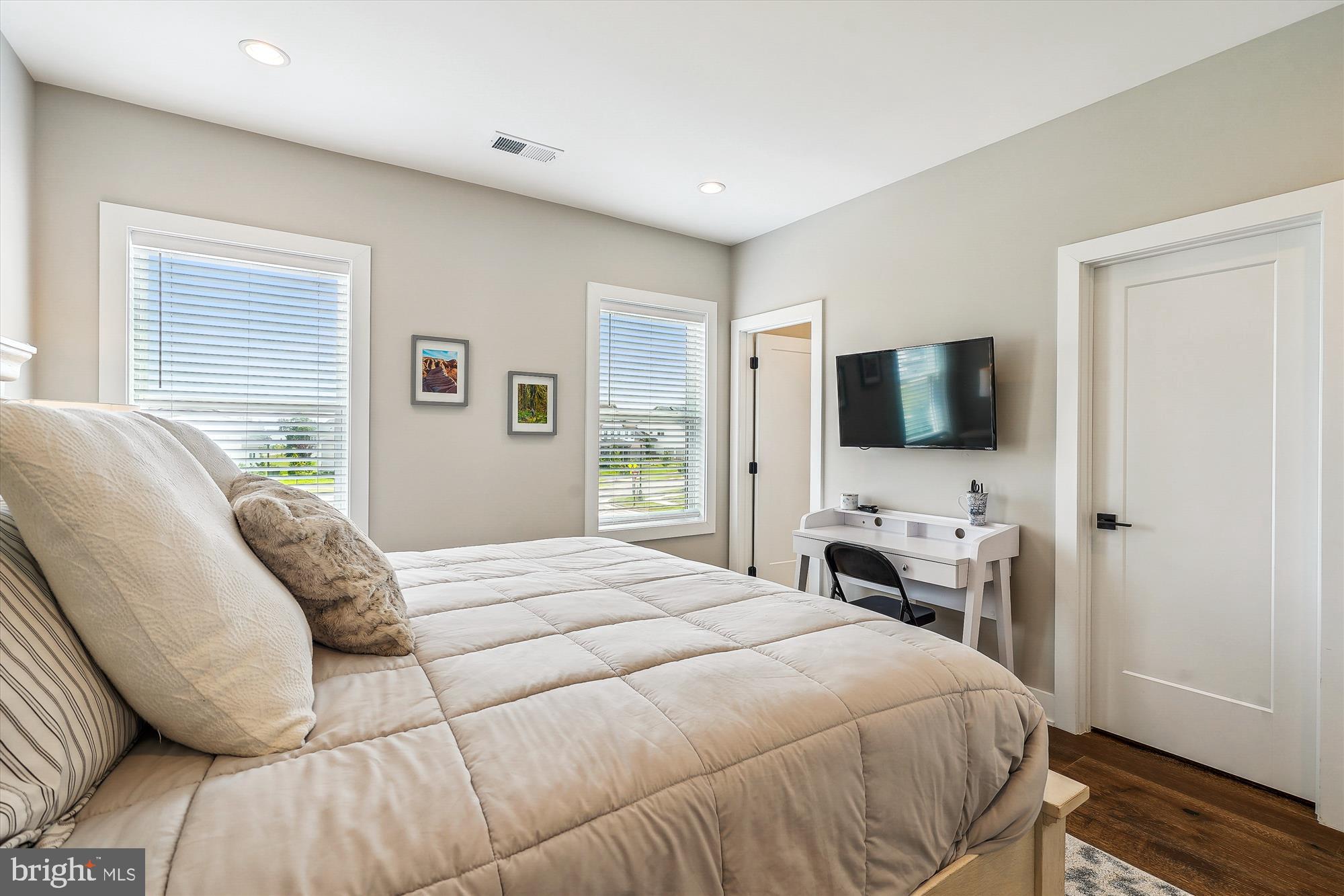 LENAH MILL - Residential