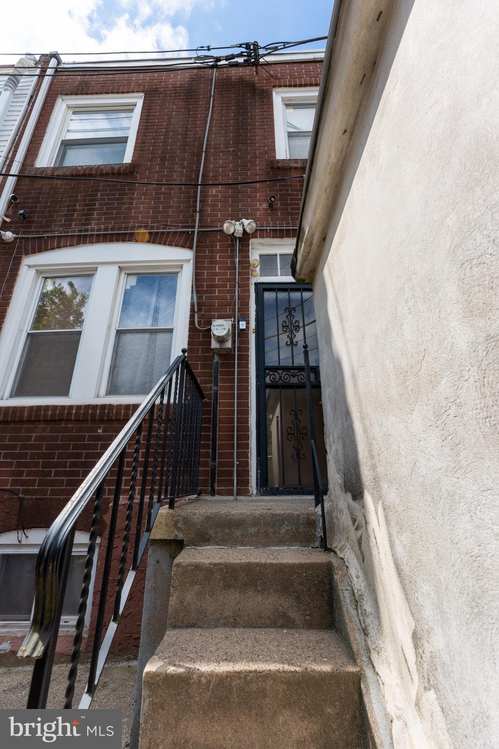 LOGAN - Residential