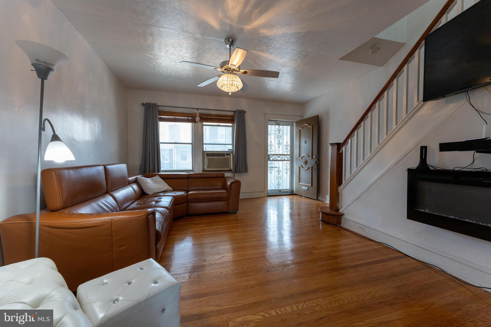 LOGAN - Residential
