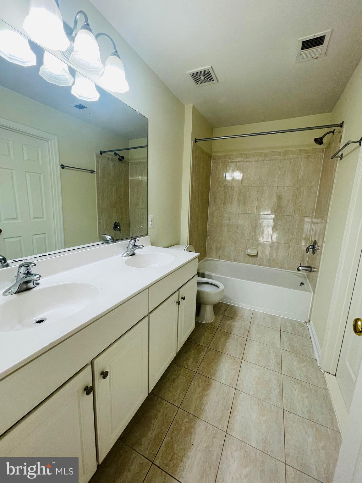 FAIRCREST - Residential Lease