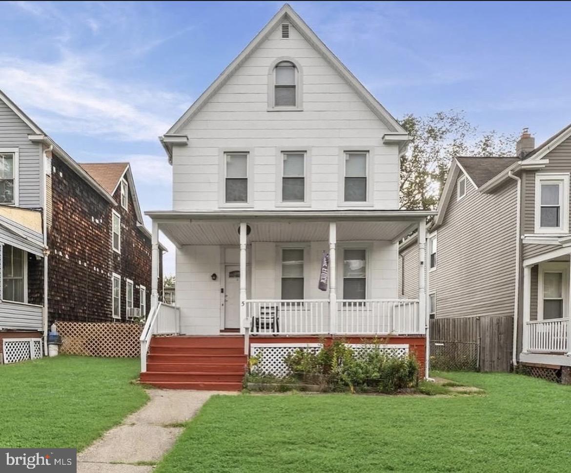 Welcome to 5 S Woodington Rd, a charming Baltimore City home ideally situated in the established Woodington/Irvington area. This residence offers classic city character paired with everyday convenience, making it a wonderful opportunity for homeowners or investors alike.
The home features a functional layout with natural light throughout and flexible living spaces suited for comfortable living or entertaining. Whether you’re envisioning cozy evenings at home or hosting gatherings with friends, this property provides a solid foundation to make it your own.
Enjoy the benefits of a prime location with easy access to major commuter routes, including I‑95, I‑695, and downtown Baltimore. Nearby shopping, dining, parks, and local amenities add to the home’s appeal, while the surrounding community offers a neighborhood feel just minutes from the city’s core.
With its desirable location and potential for personalization, 5 S Woodington Rd is a great opportunity to own a Baltimore home at an accessible price point. Schedule your showing today and explore the possibilities this property has to offer.