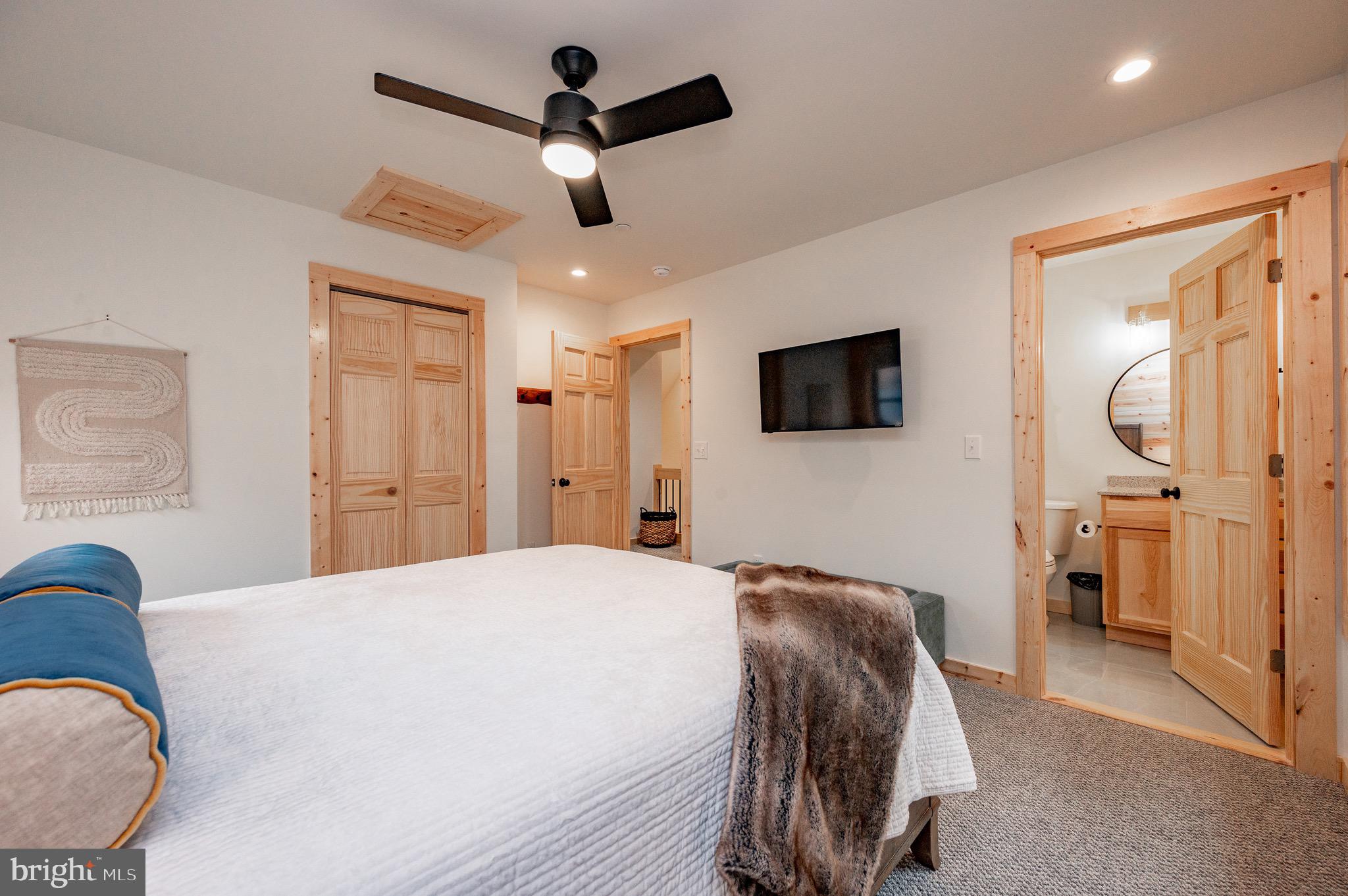 LODESTONE - Residential