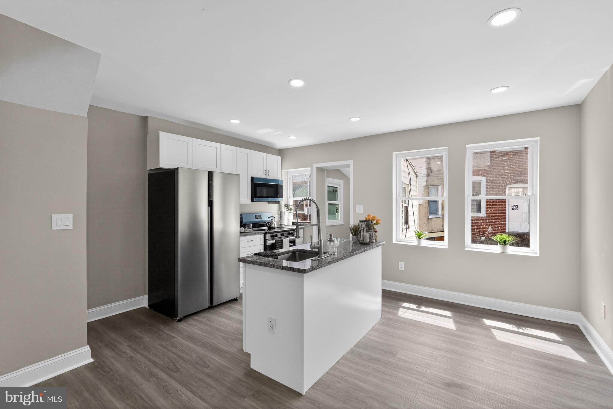 GERMANTOWN (EAST) - Residential