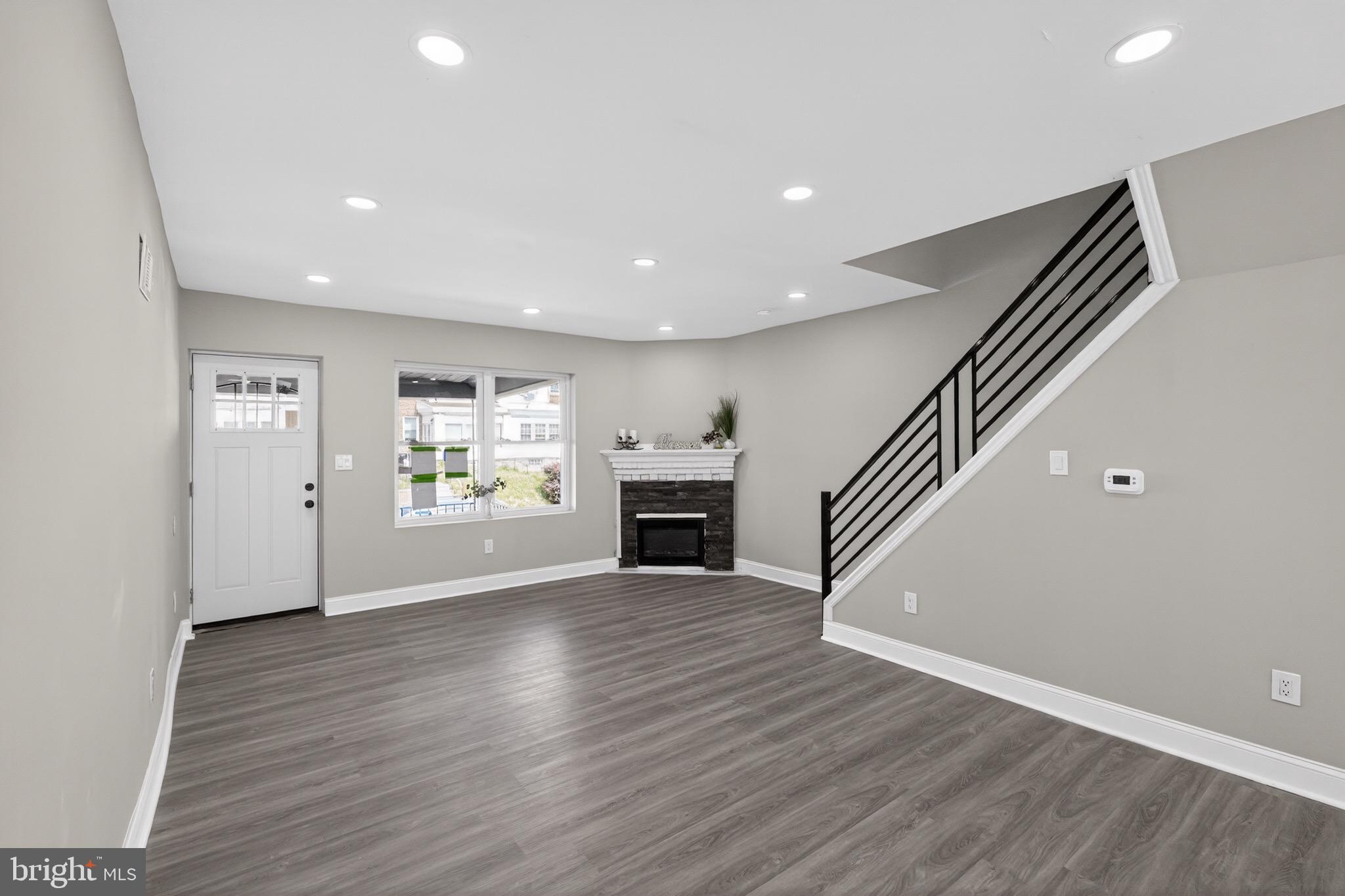 GERMANTOWN (EAST) - Residential