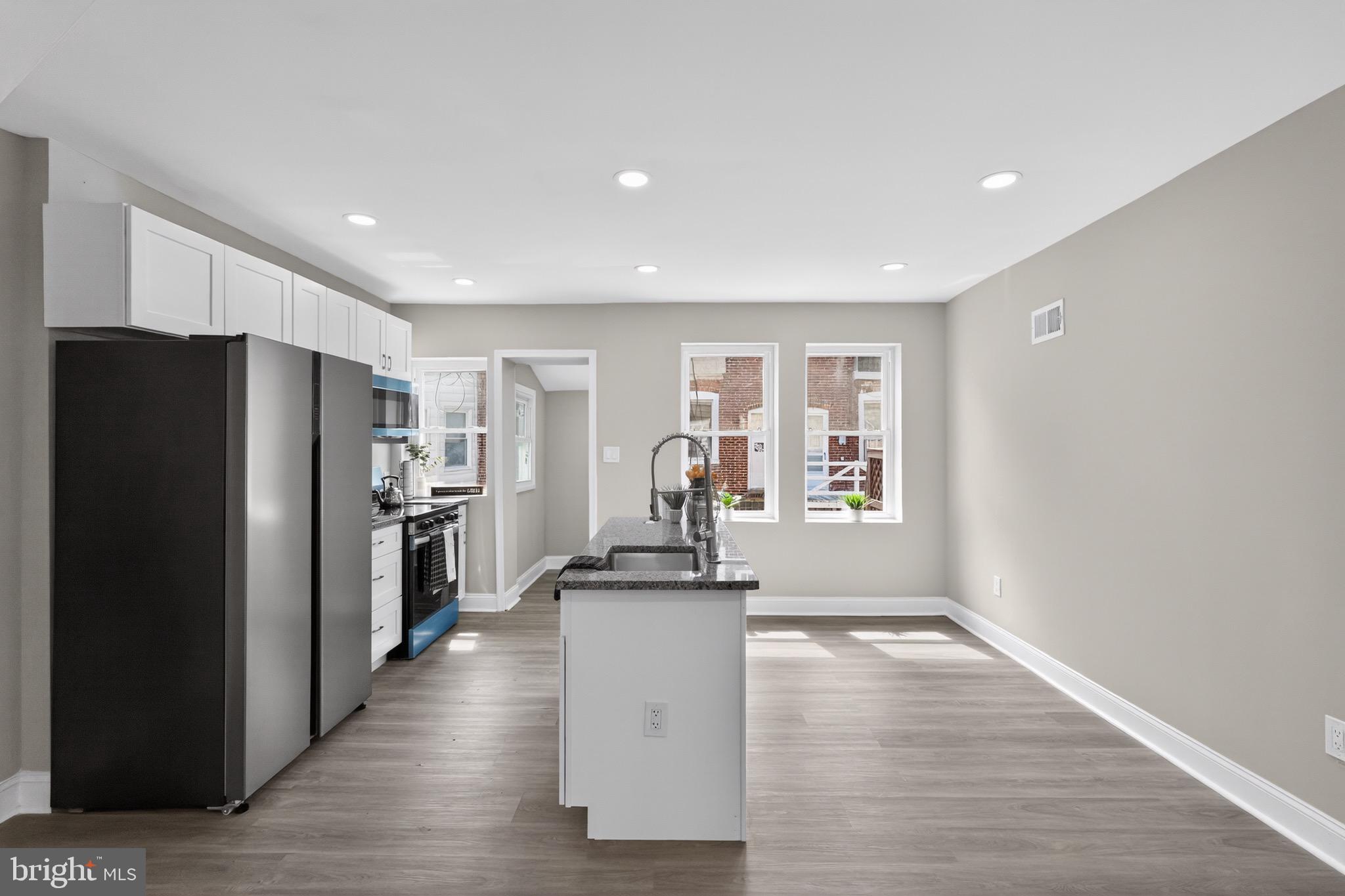 GERMANTOWN (EAST) - Residential