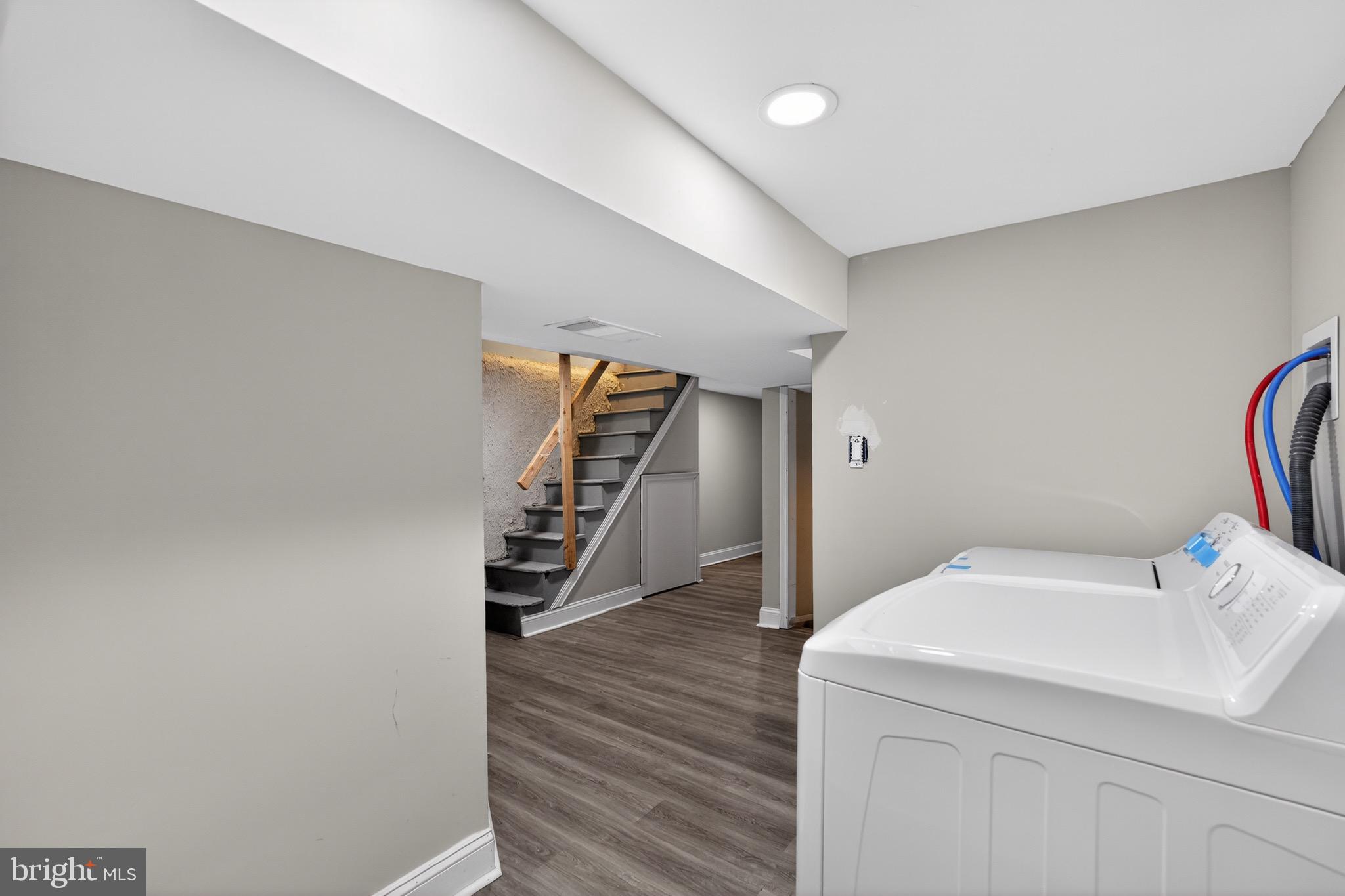 GERMANTOWN (EAST) - Residential