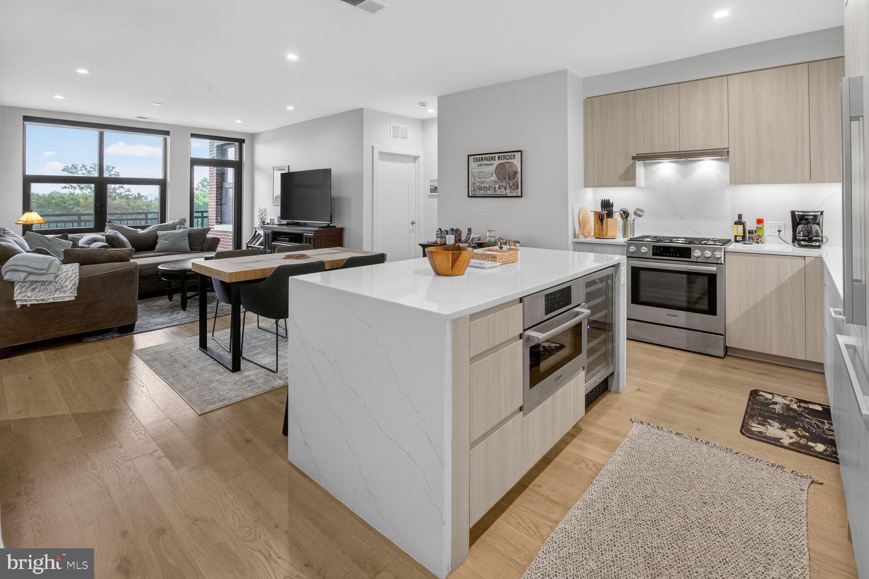 POTOMAC  YARDS - Residential