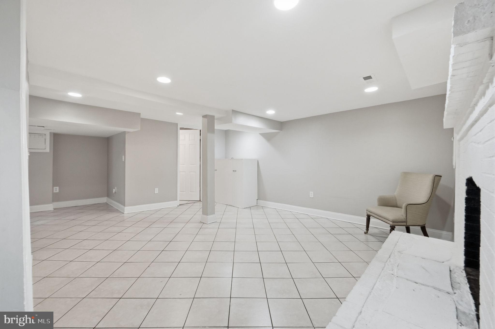 CAPITOL HEIGHTS - Residential