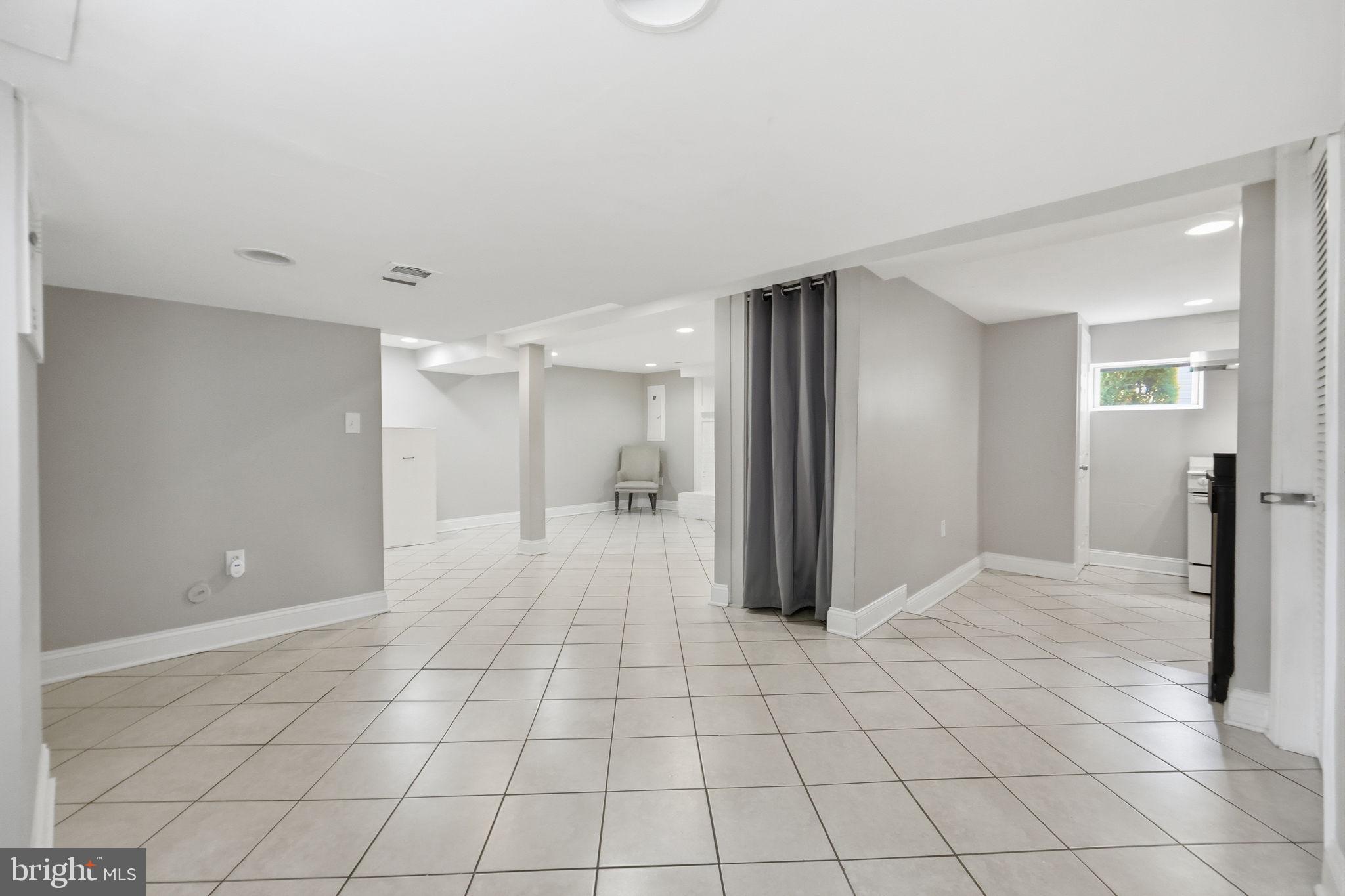 CAPITOL HEIGHTS - Residential